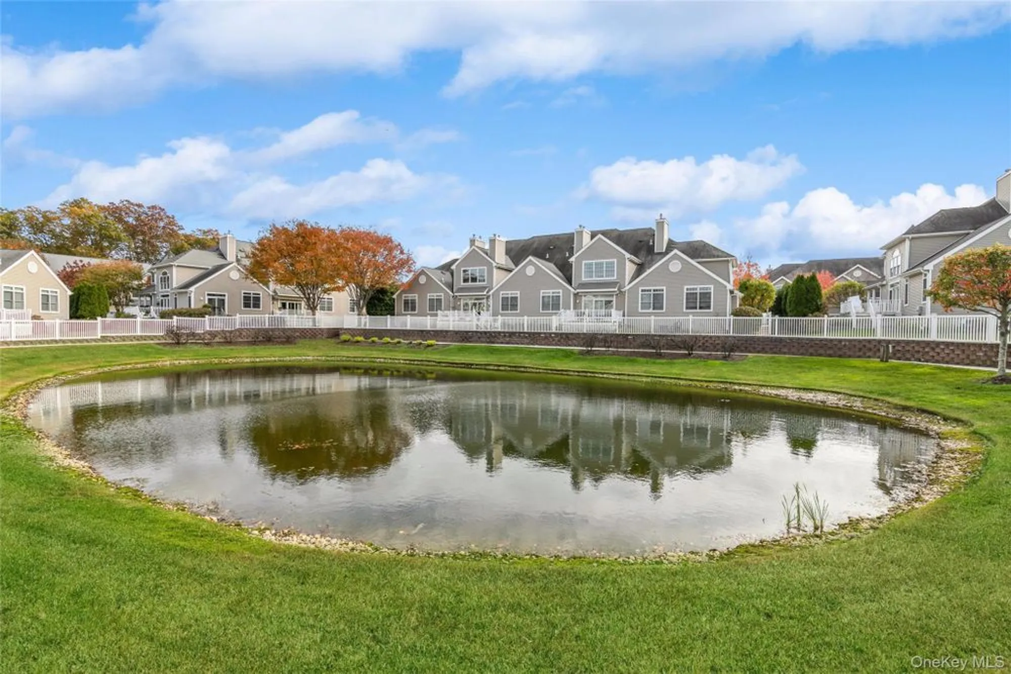 Property Slideshow image 39 of 44 | 95 cove ln, East Setauket, NY, 11733