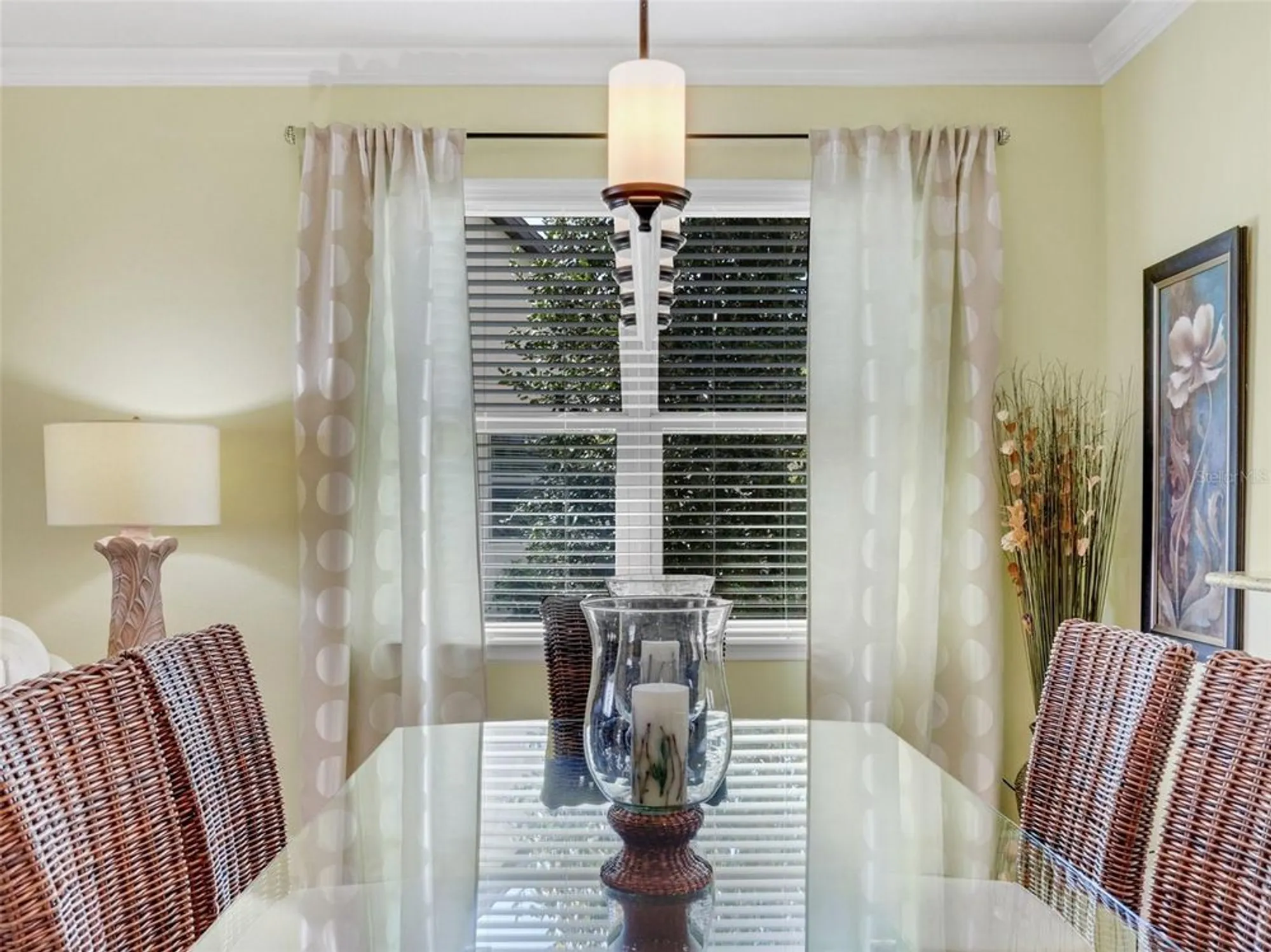 Property Slideshow image 14 of 67 | 208 almeria way, Davenport, FL, 33837