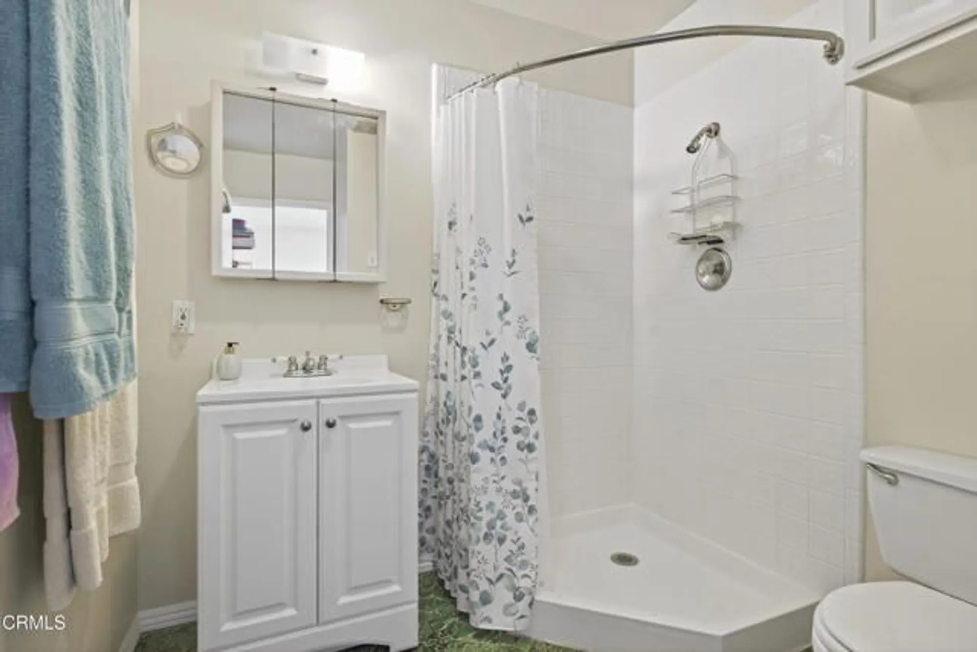 Property Slideshow image 33 of 40 | 117 w channel islands blvd, Port Hueneme, CA, 93041