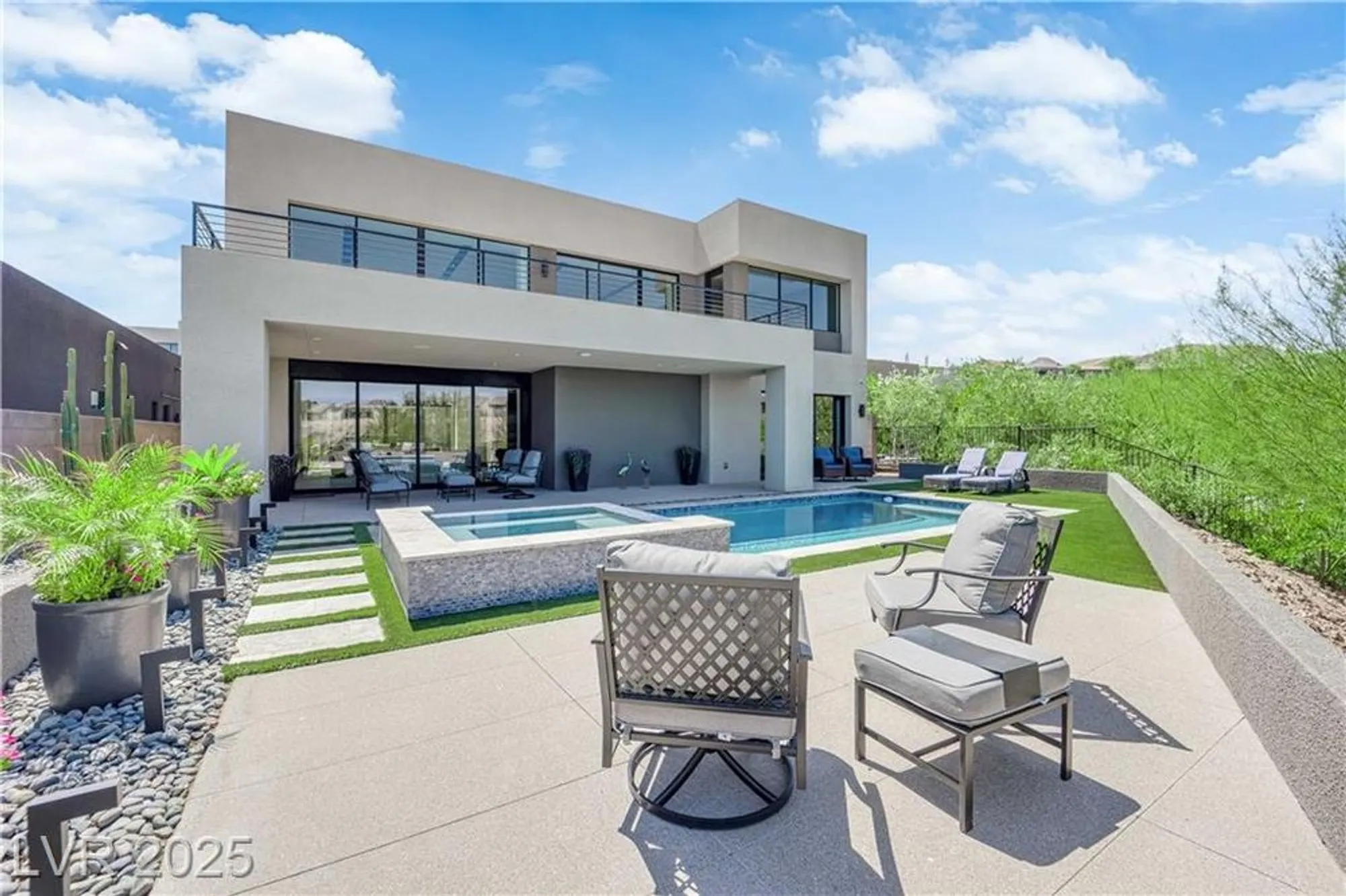 Property Slideshow image 71 of 95 | 16 canyon shores pl, Henderson, NV, 89011