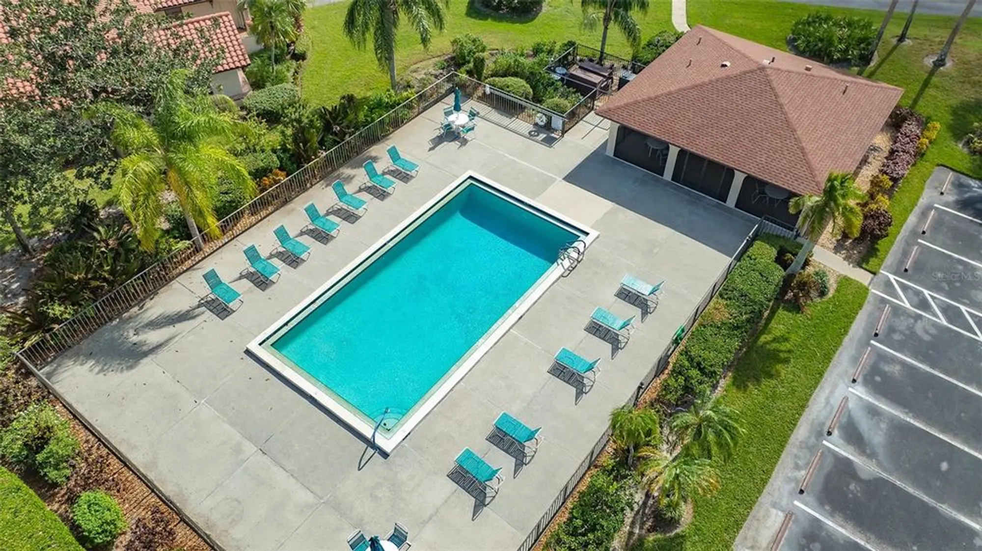 Property Slideshow image 62 of 63 | 7340 golf pointe cir, Sarasota, FL, 34243