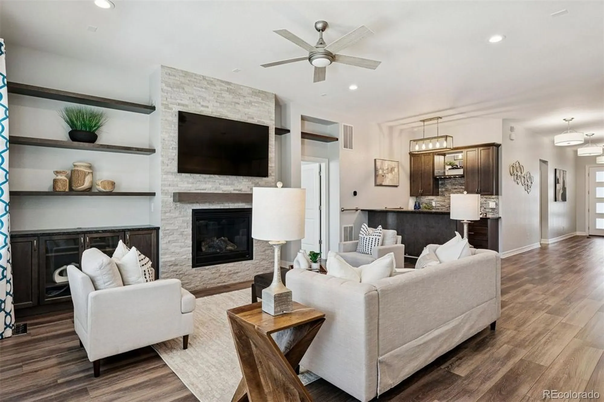 Property Slideshow image 3 of 50 | 532 woodroot cir, Castle Rock, CO, 80104