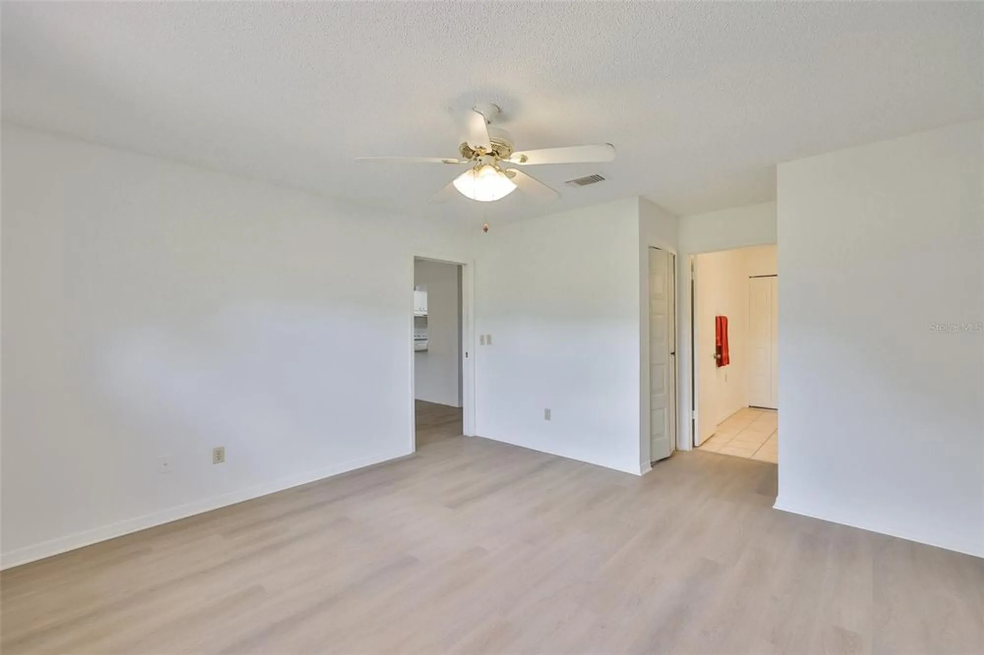 Property Slideshow image 26 of 47 | 1219 wild feather ln, Sun City Center, FL, 33573