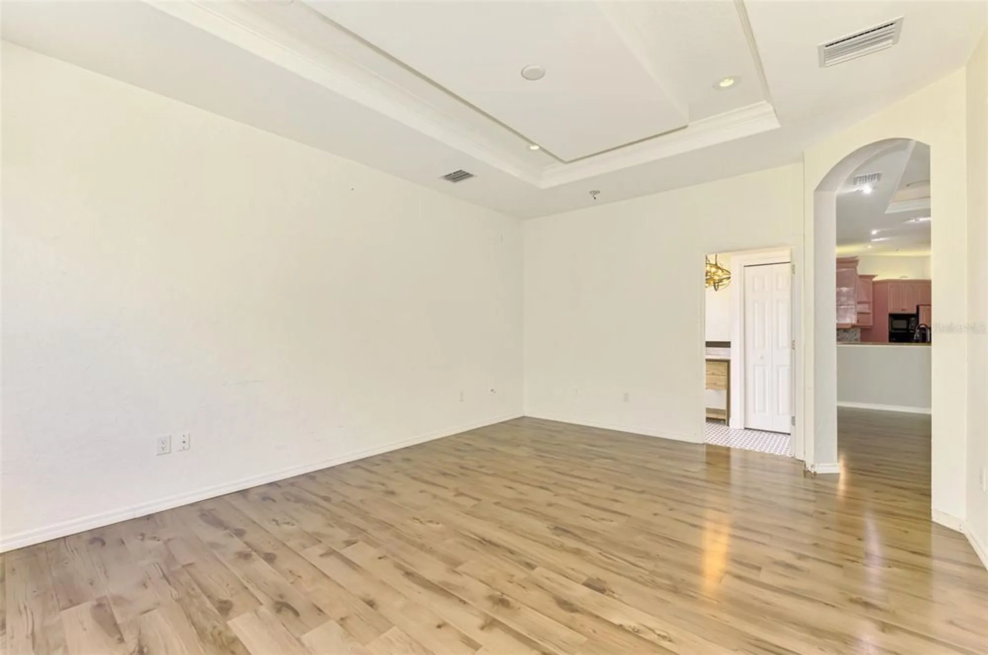 Property Slideshow image 38 of 79 | 4889 carrington cir, Sarasota, FL, 34243