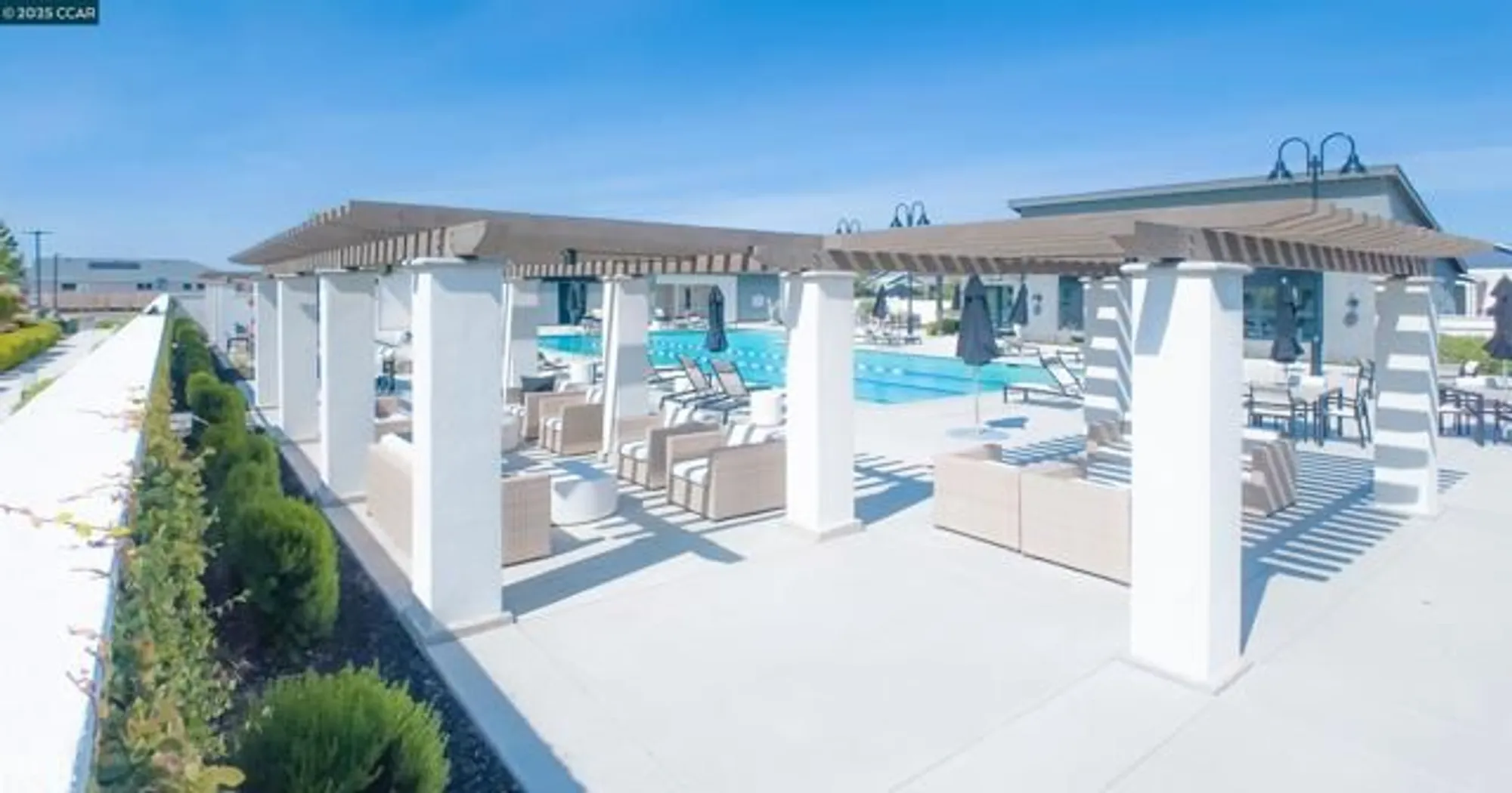 Property Slideshow image 7 of 37 | 2299 rustic oak ln, Rio Vista, CA, 94571