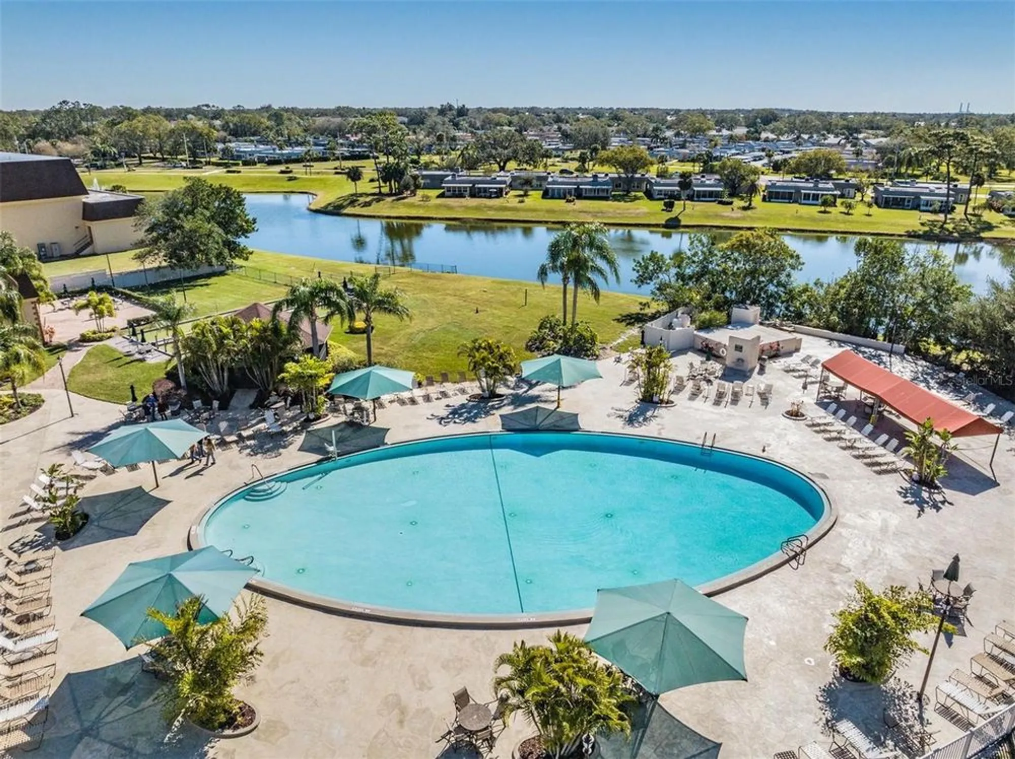 Property Slideshow image 34 of 62 | 2335 e del webb blvd, Sun City Center, FL, 33573