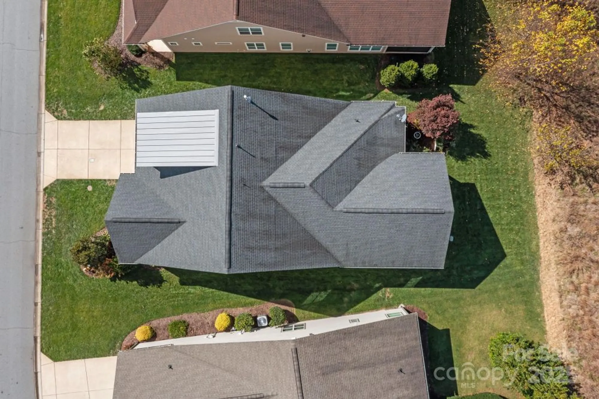 Property Slideshow image 36 of 48 | 495 granite lake ct, Denver, NC, 28037