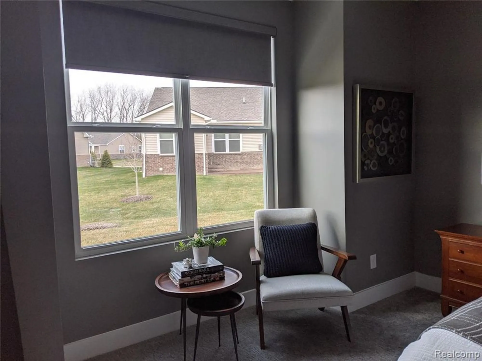 Property Slideshow image 25 of 51 | 27176 walloon way, Brownstown Twp, MI, 48134