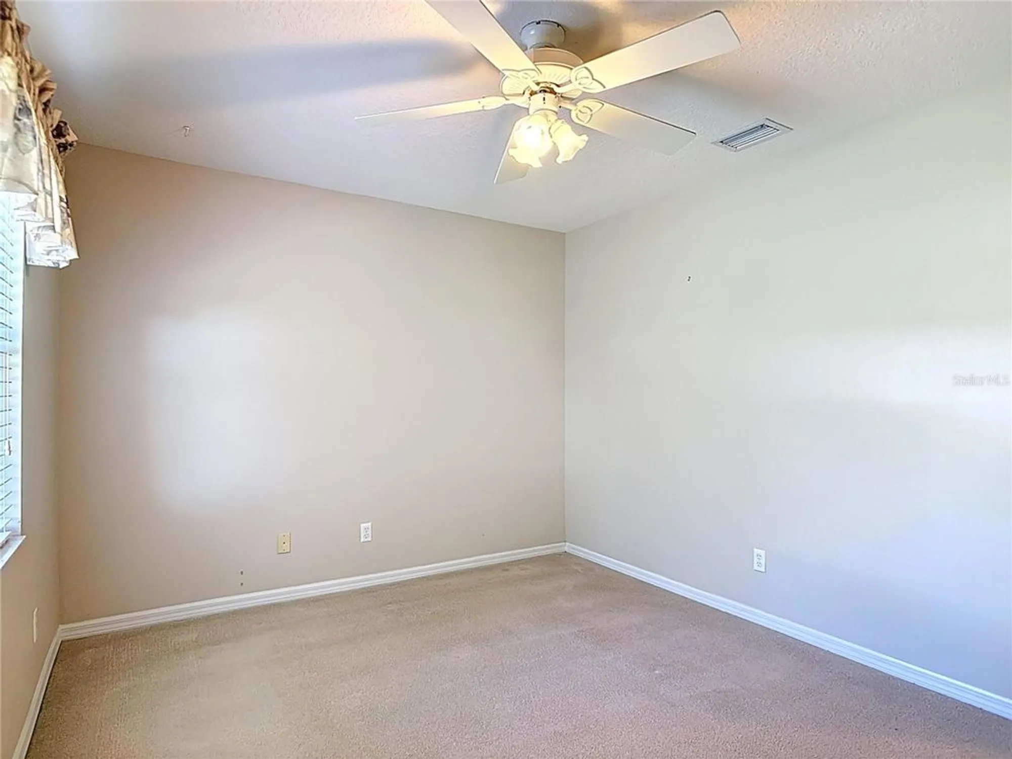 Property Slideshow image 34 of 67 | 5925 grass ct, Leesburg, FL, 34748