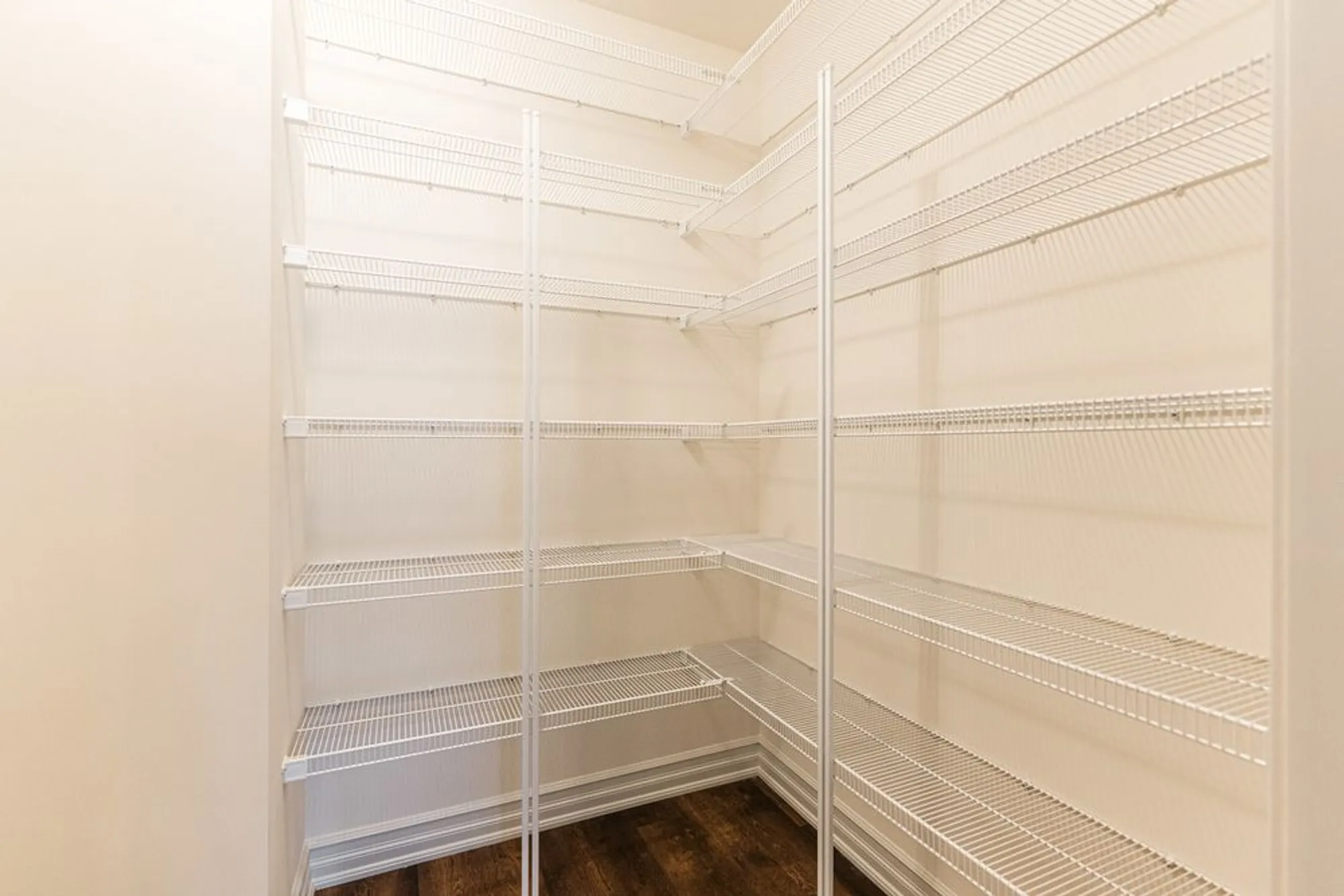 Property Slideshow image 9 of 57 | 45 briden ln 45, Sycamore, IL, 60178