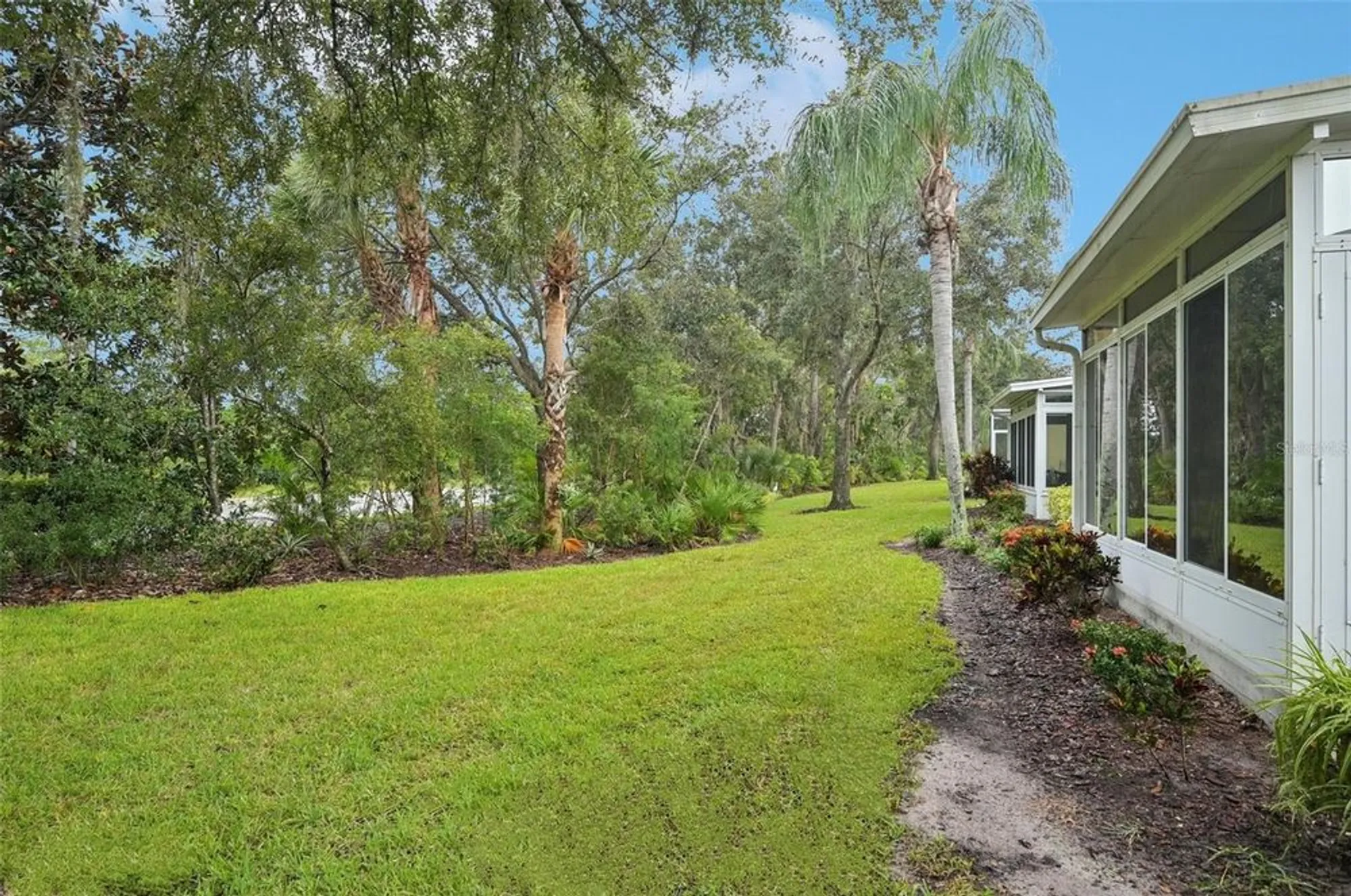 Property Slideshow image 30 of 43 | 2040 sifield greens way # 24, Sun City Center, FL, 33573