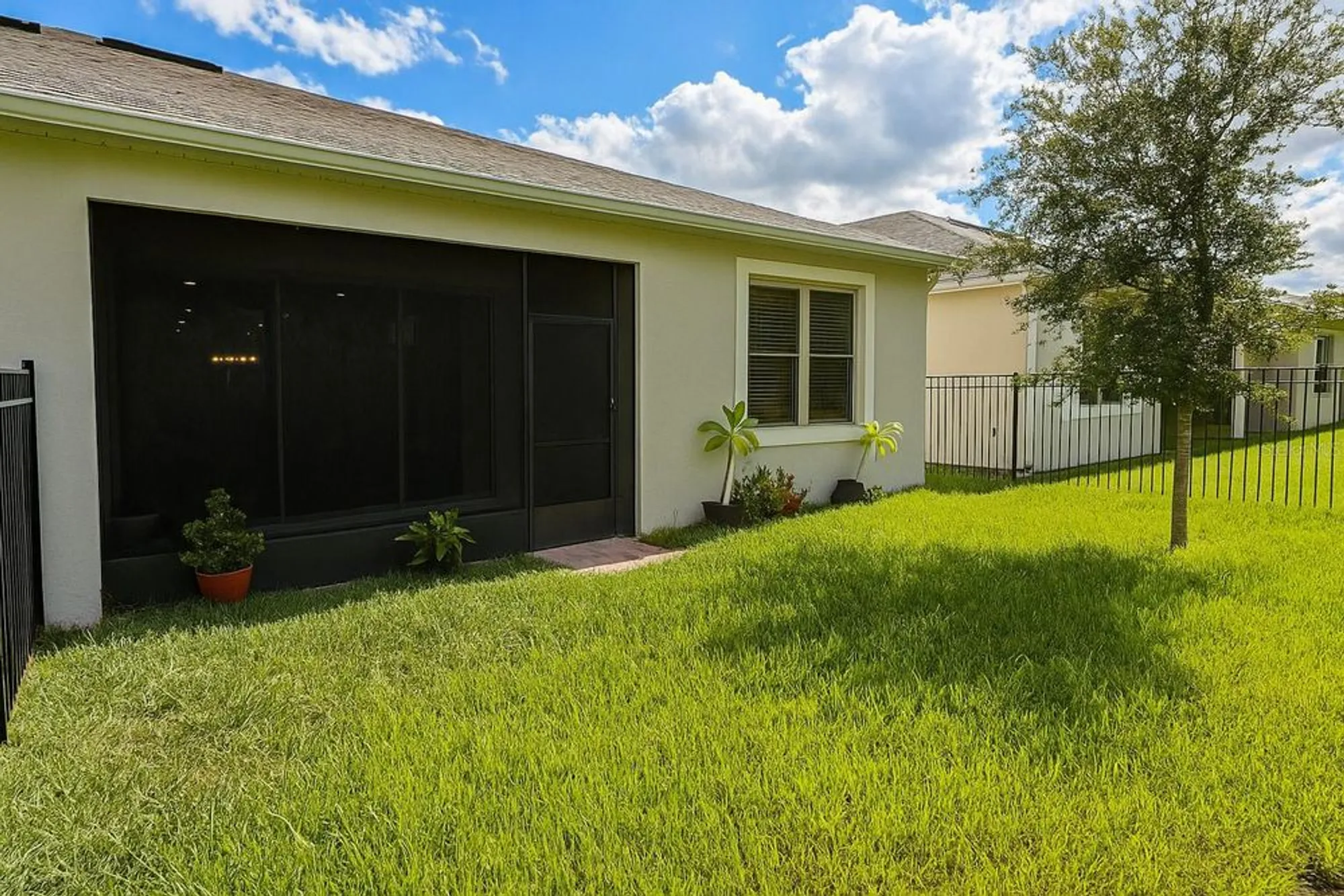 Property Slideshow image 12 of 13 | 3449 twin flower ct, Clermont, FL, 34714