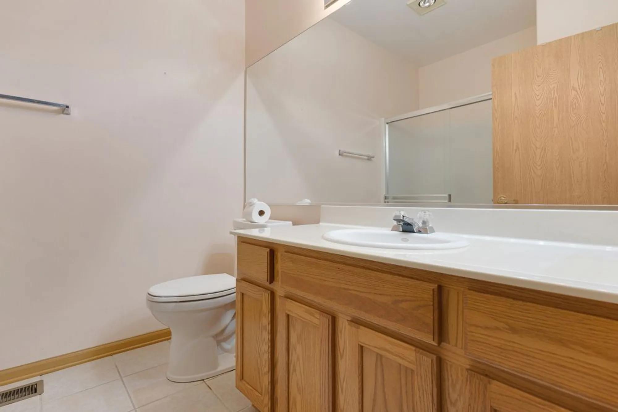 Property Slideshow image 16 of 20 | 13427 michigan ave, Huntley, IL, 60142