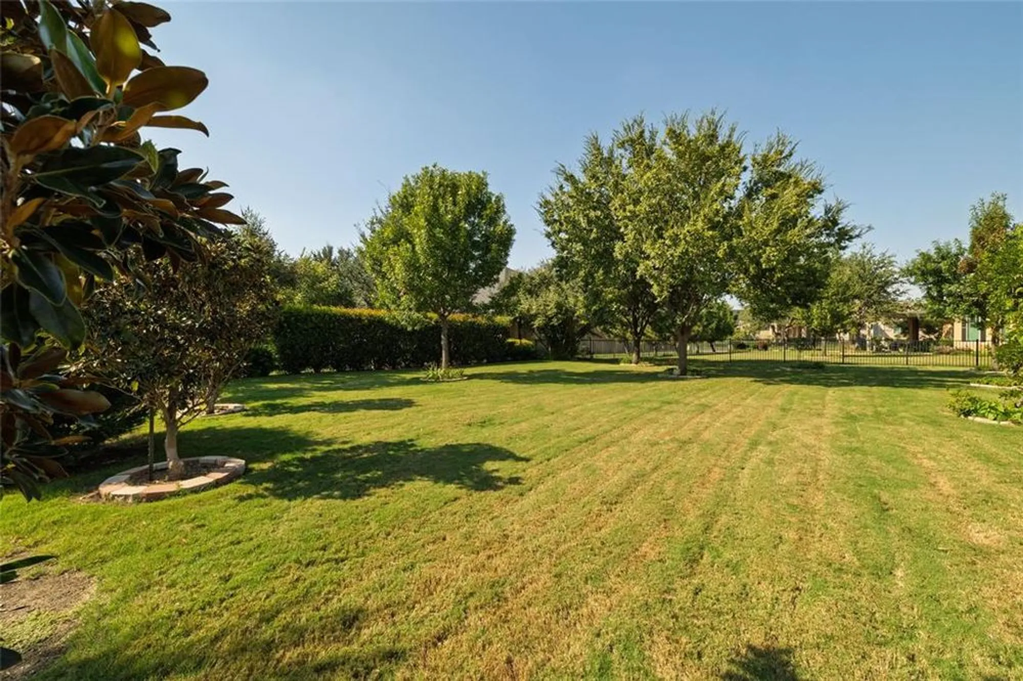 Property Slideshow image 36 of 40 | 9004 freeport dr, Denton, TX, 76207