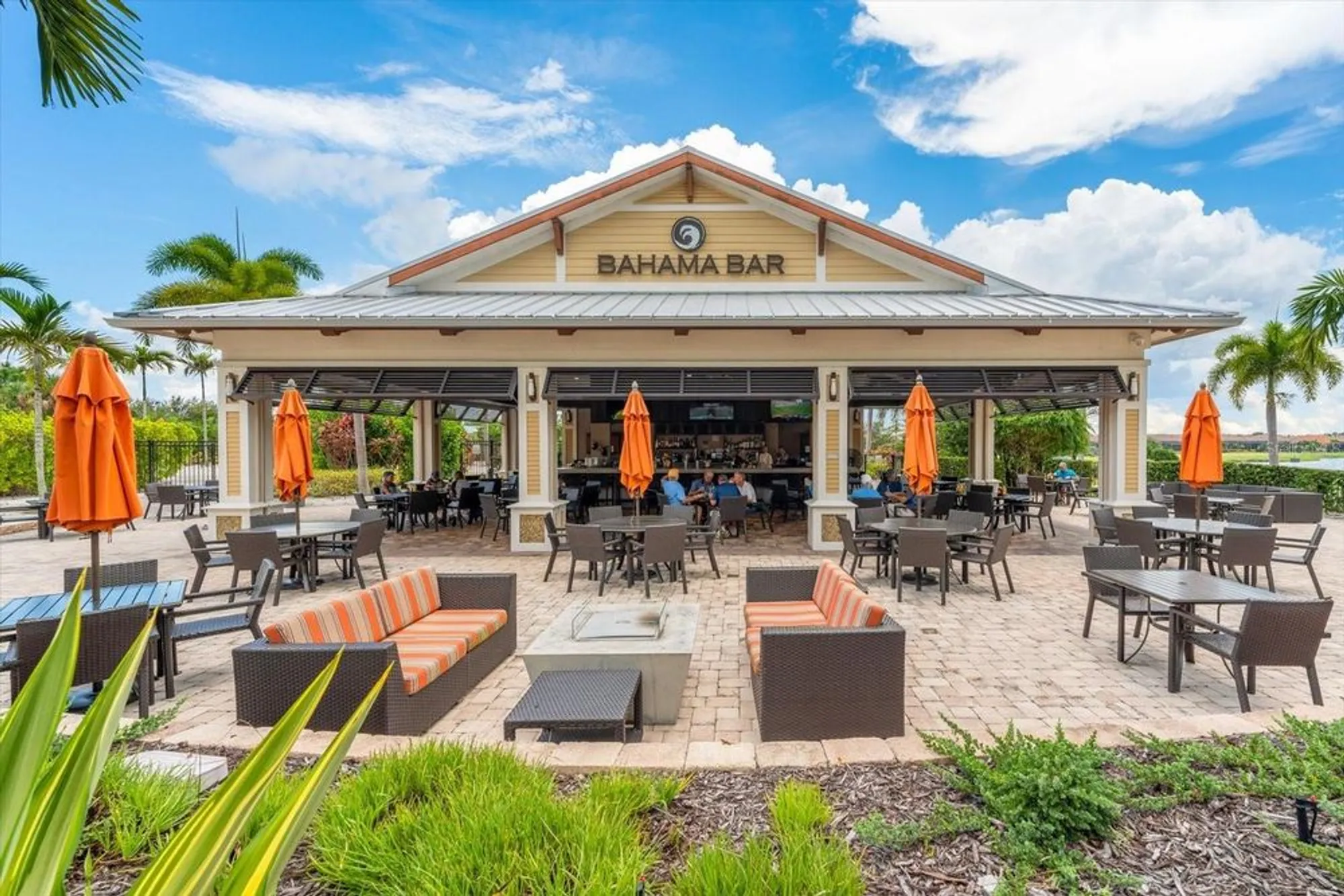 Property Slideshow image 50 of 74 | 5121 serata dr, Lakewood Ranch, FL, 34211