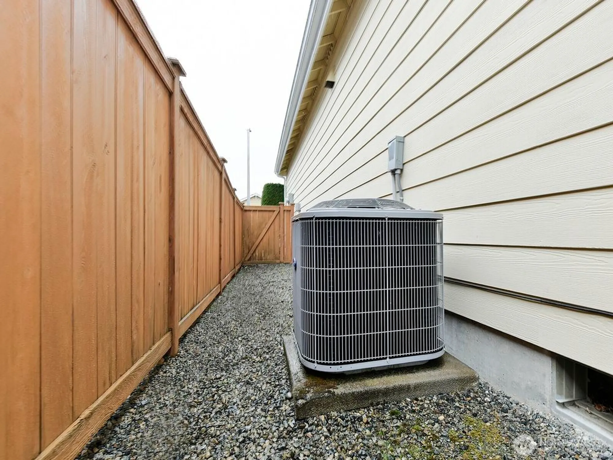 Property Slideshow image 27 of 35 | 2118 145th st, Tacoma, WA, 98445