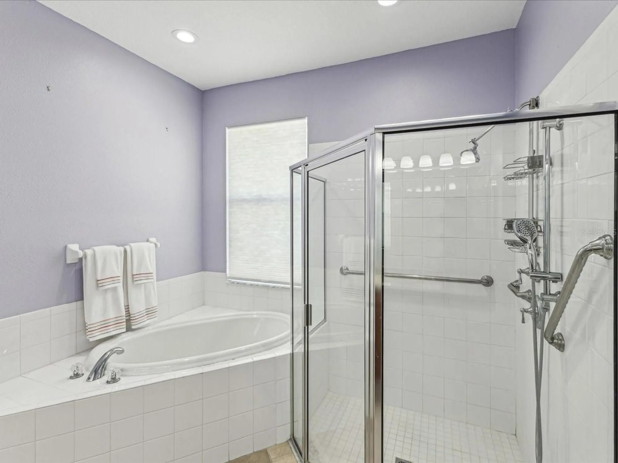 Property Slideshow image 20 of 63 | 11050 kiskadee cir, New Port Richey, FL, 34654