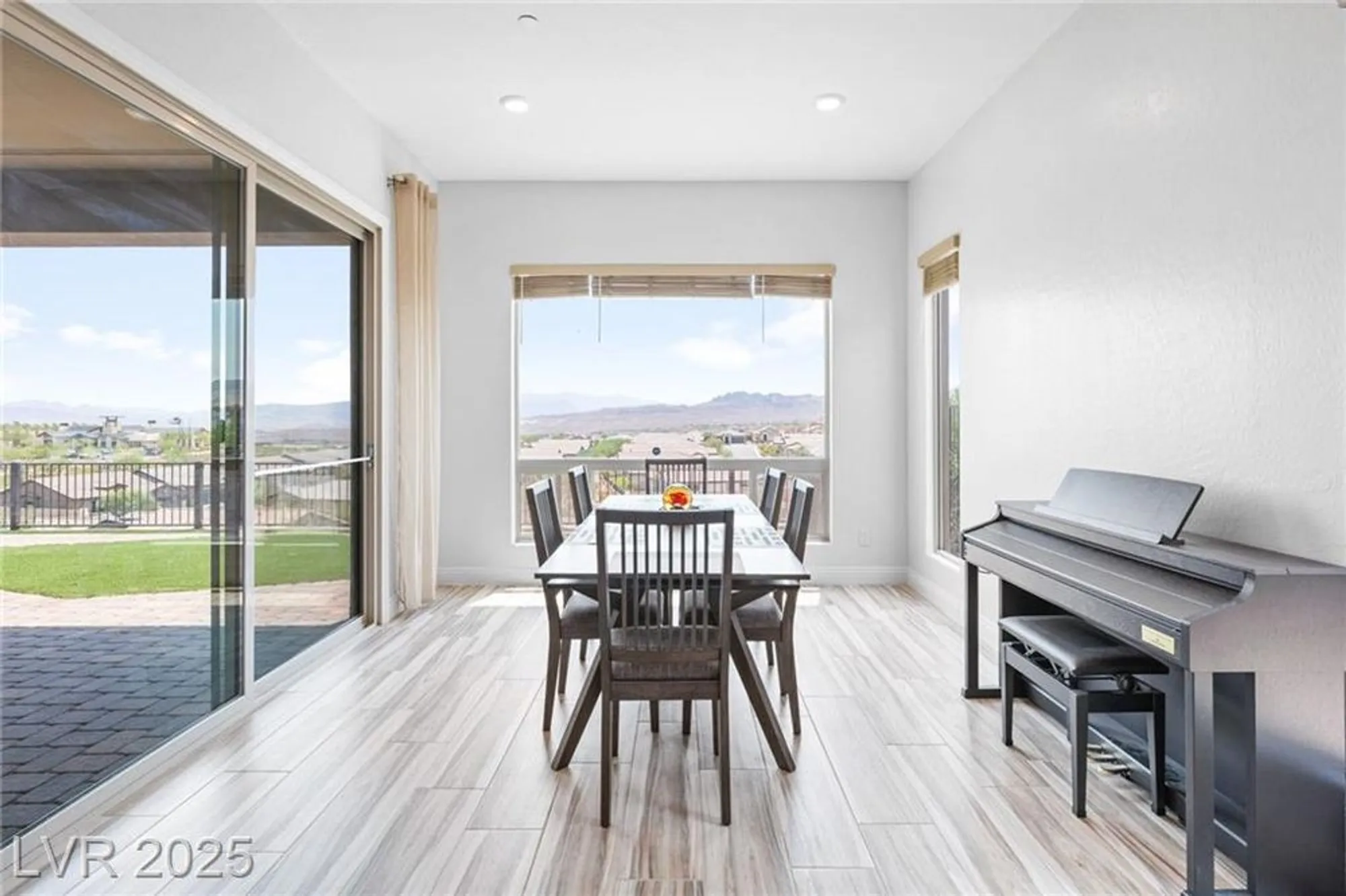 Property Slideshow image 18 of 73 | 80 mirage view dr, Henderson, NV, 89011