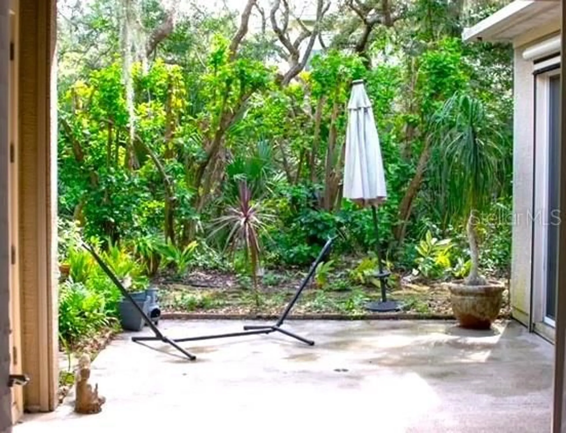 Property Slideshow image 21 of 52 | 26 n park cir, Palm Coast, FL, 32137