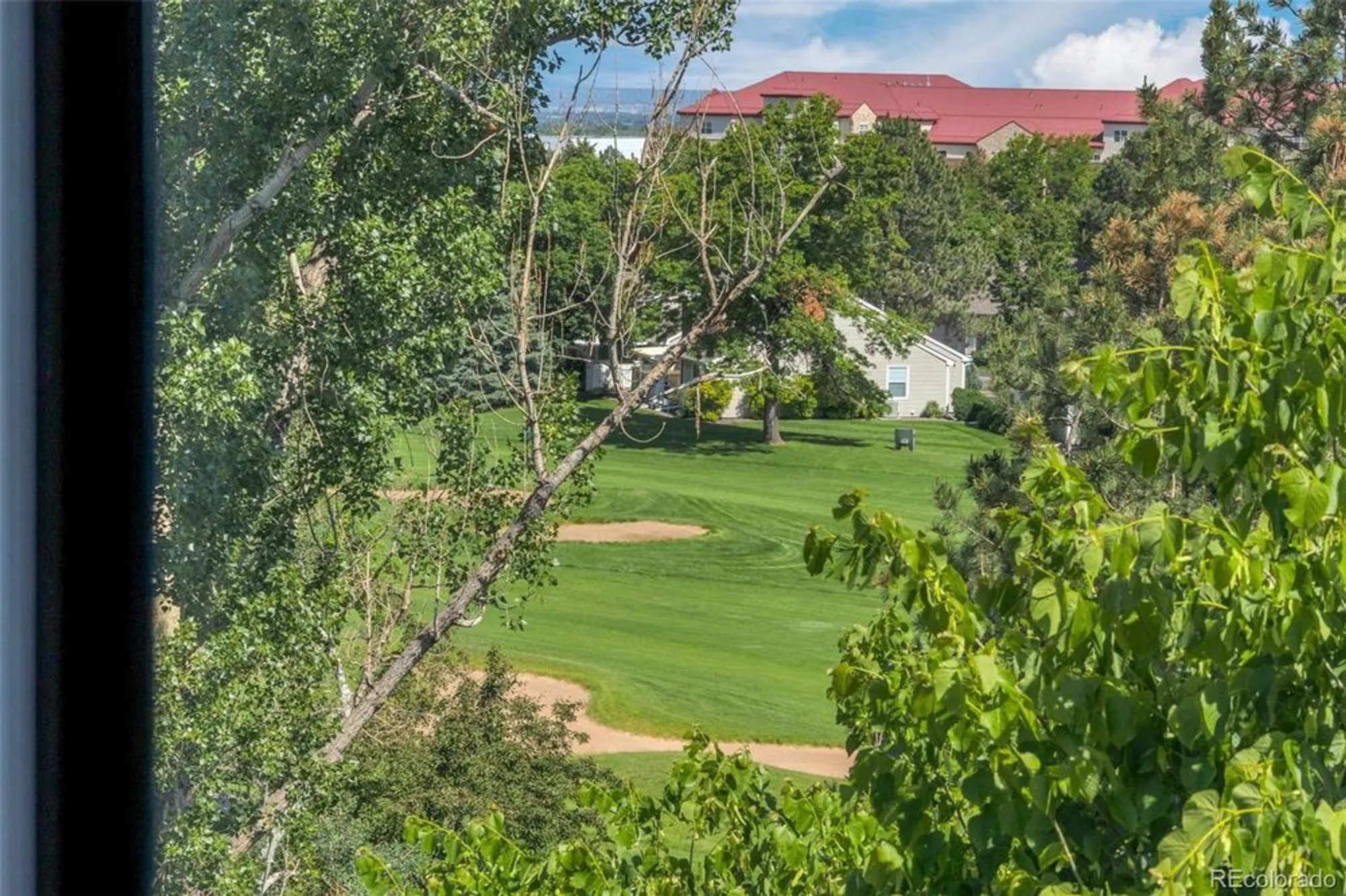 Property Slideshow image 13 of 44 | 14001 e marina dr apt 607, Aurora, CO, 80014