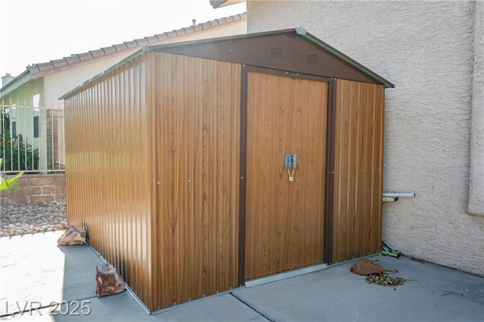 Property Slideshow image 10 of 66 | 5133 burr oak dr, Las Vegas, NV, 89130