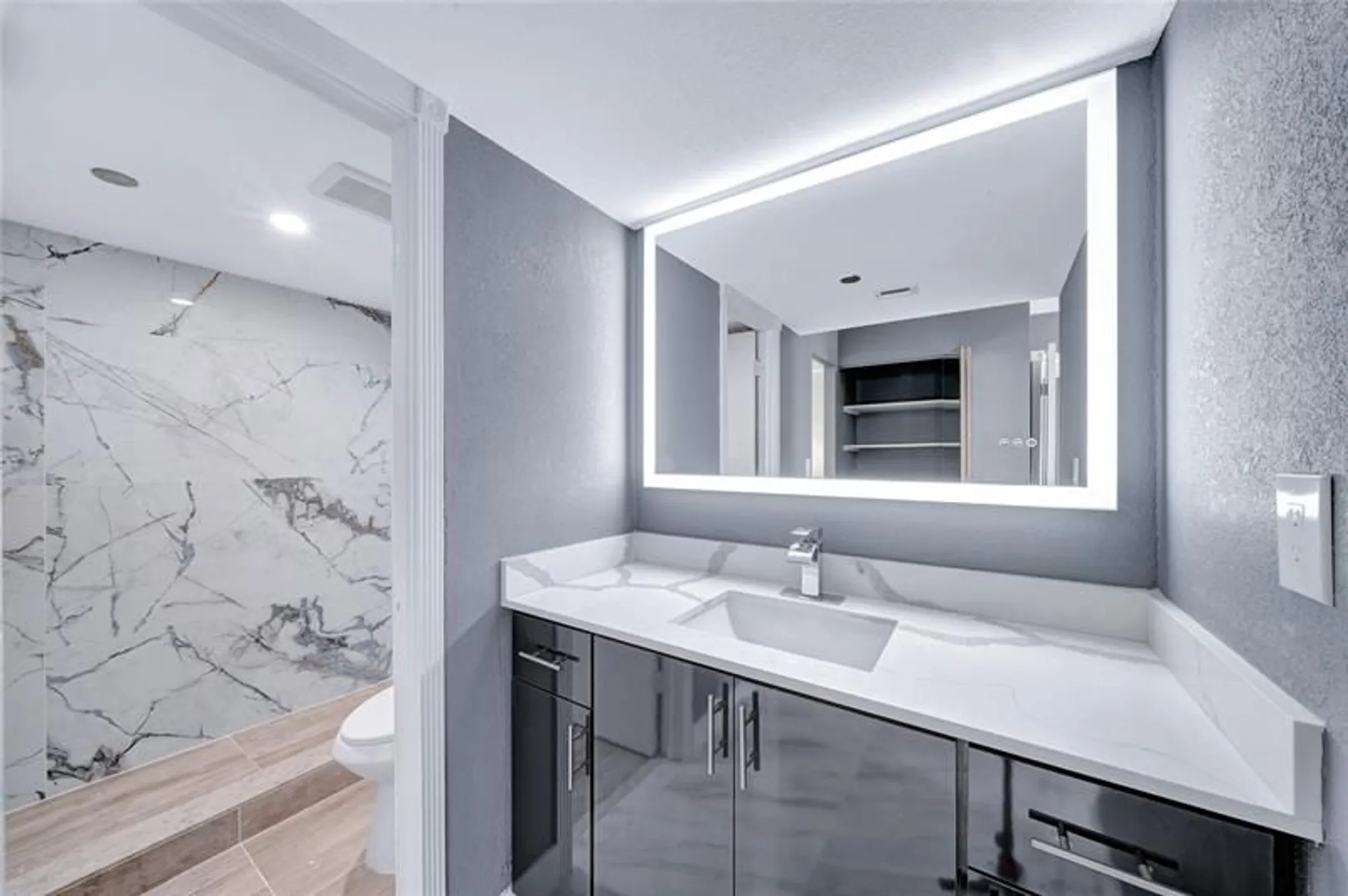 Property Slideshow image 22 of 53 | 1100 saint charles pl 708, Pembroke Pines, FL, 33026