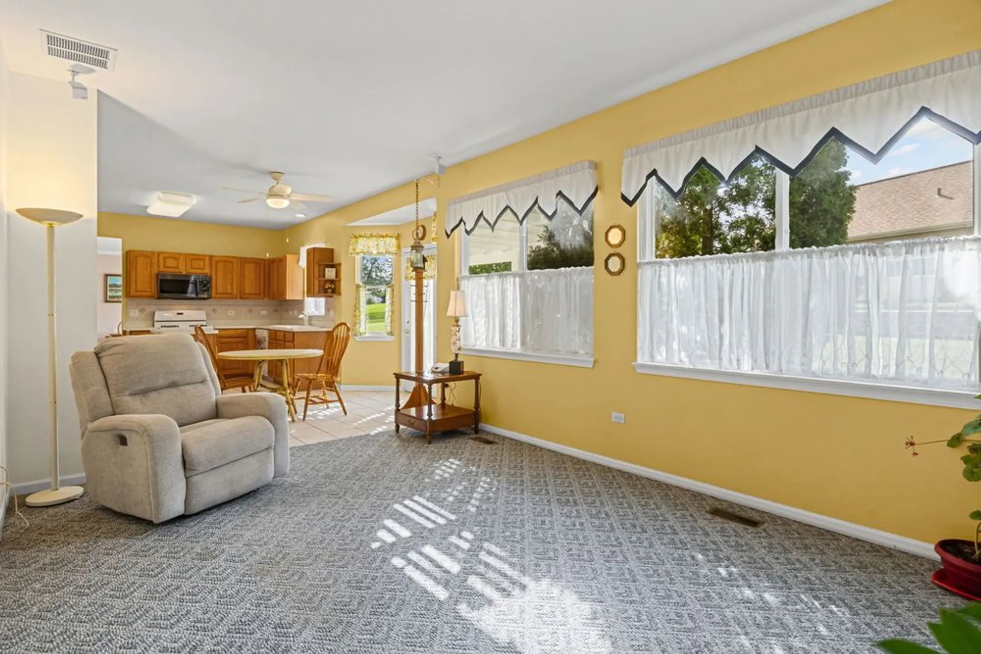 Property Slideshow image 13 of 25 | 21331 w juniper ln, Plainfield, IL, 60544