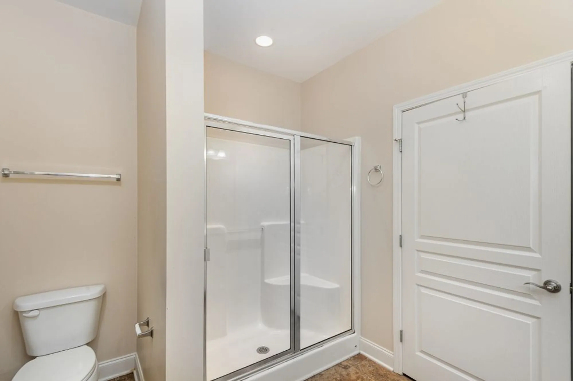 Property Slideshow image 16 of 37 | 445 stonegate dr, Lebanon, TN, 37090