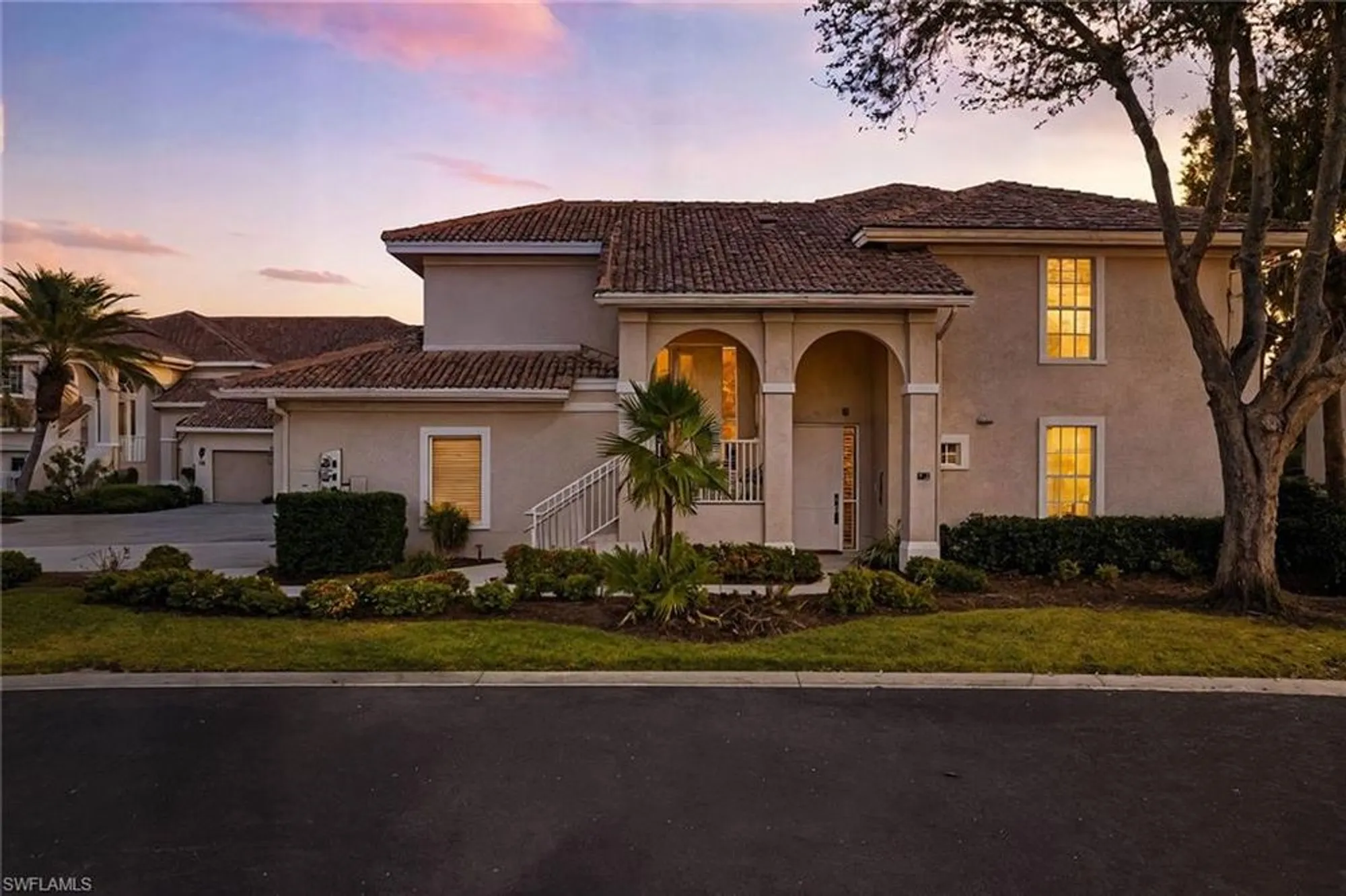 Property Slideshow image 2 of 22 | 24370 sandpiper isle way unit 105, Bonita Springs, FL, 34134