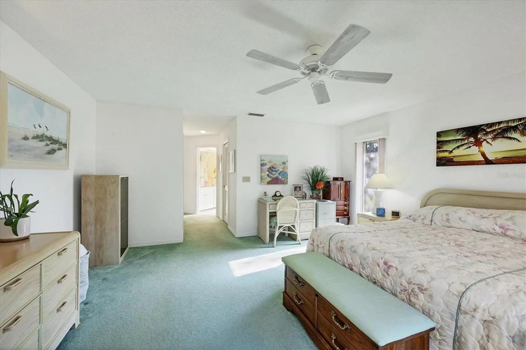 Property Slideshow image 20 of 59 | 3825 wilshire cir 1, Sarasota, FL, 34238