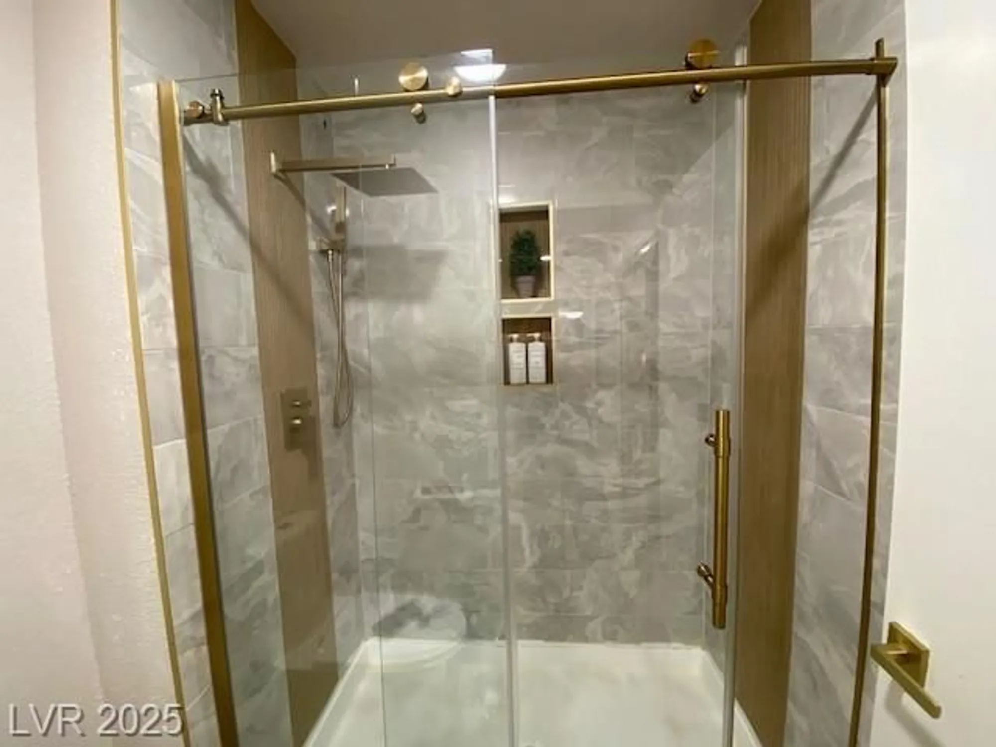 Property Slideshow image 40 of 65 | 8904 evening star dr, Las Vegas, NV, 89134
