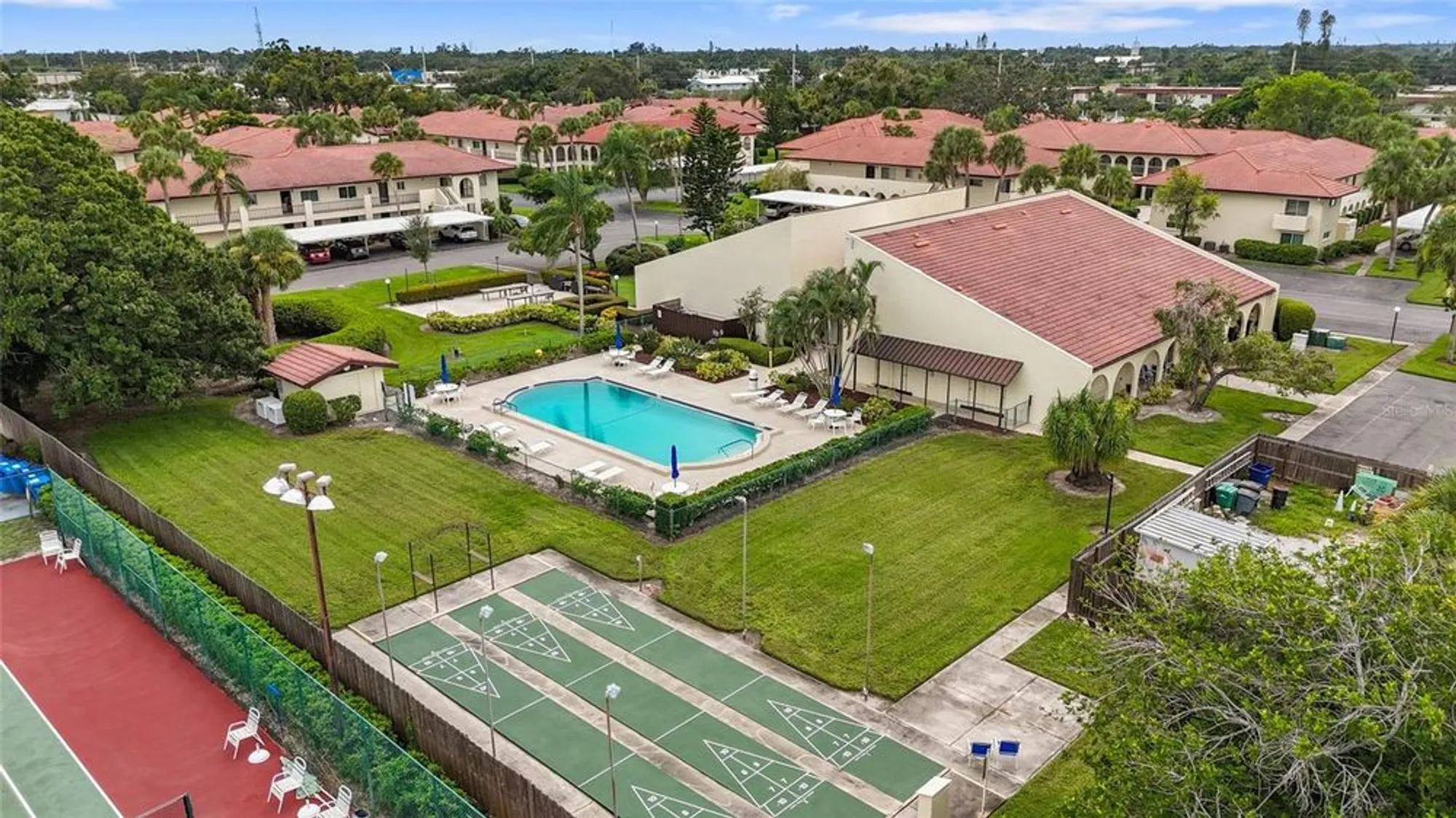 Property Slideshow image 35 of 44 | 3880 el poinier ct # 8702, Sarasota, FL, 34232