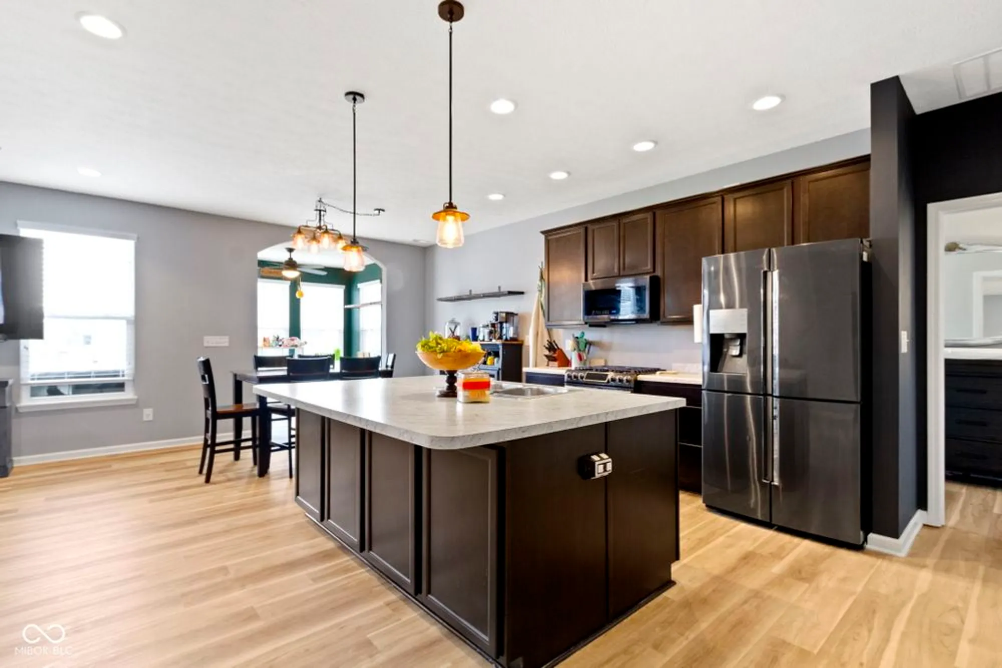 Property Slideshow image 27 of 63 | 9101 gordimer cir, Indianapolis, IN, 46239