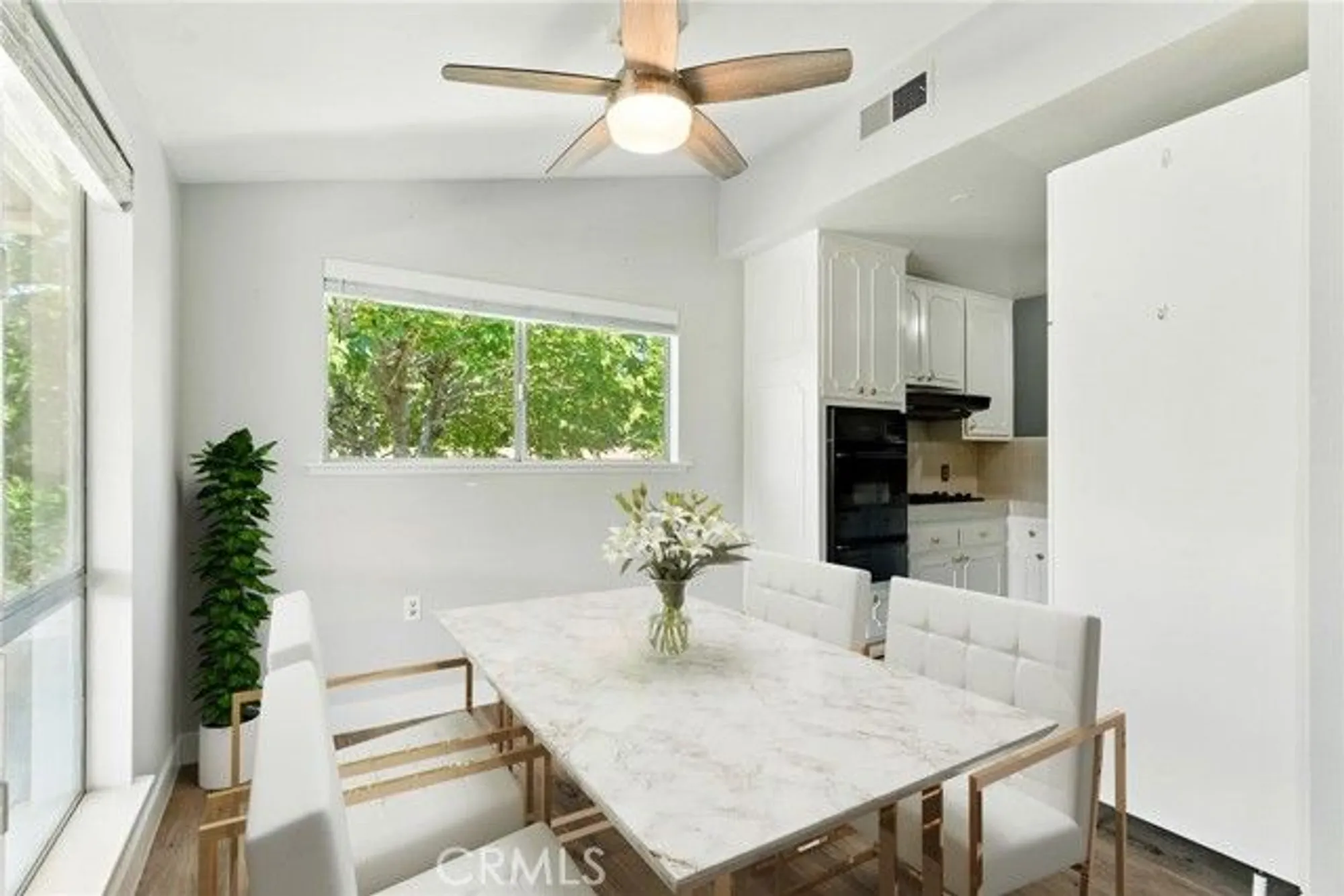 Property Slideshow image 9 of 53 | 26745 oak crossing rd d, Newhall, CA, 91321