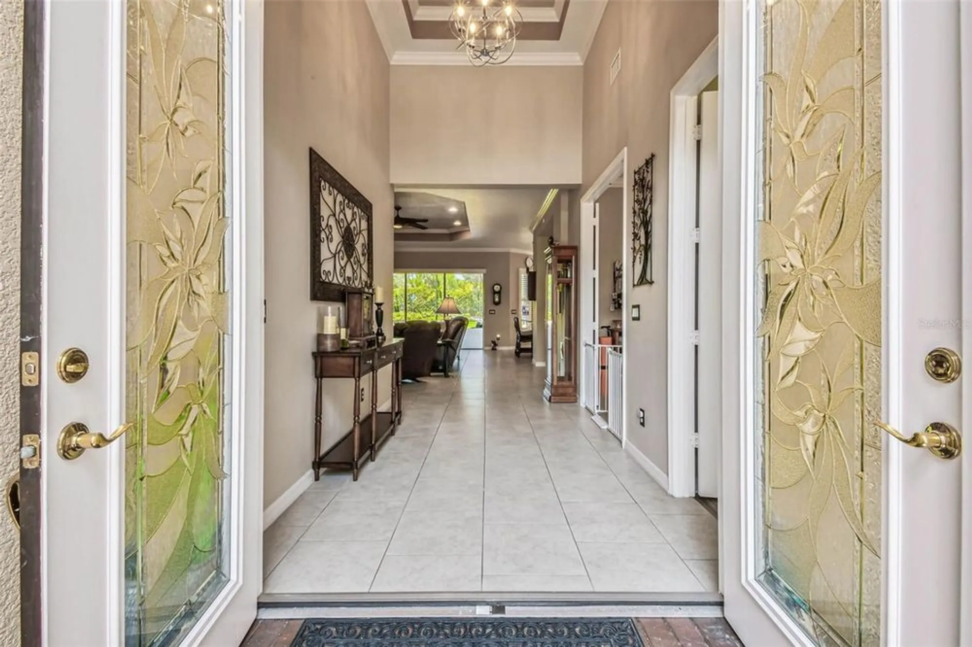 Property Slideshow image 9 of 53 | 16301 garnet glen pl, Wimauma, FL, 33598