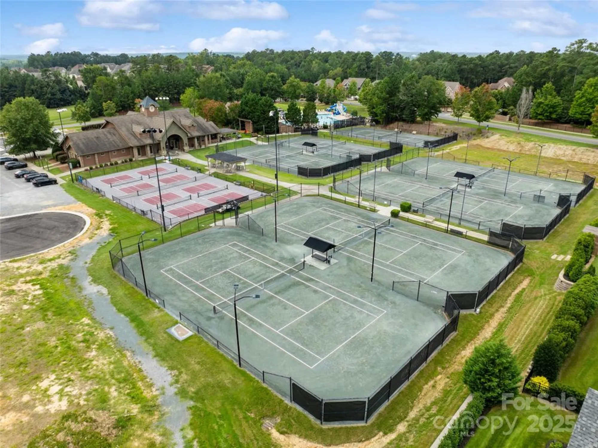 Property Slideshow image 32 of 35 | 12002 cove ct, Charlotte, NC, 28278