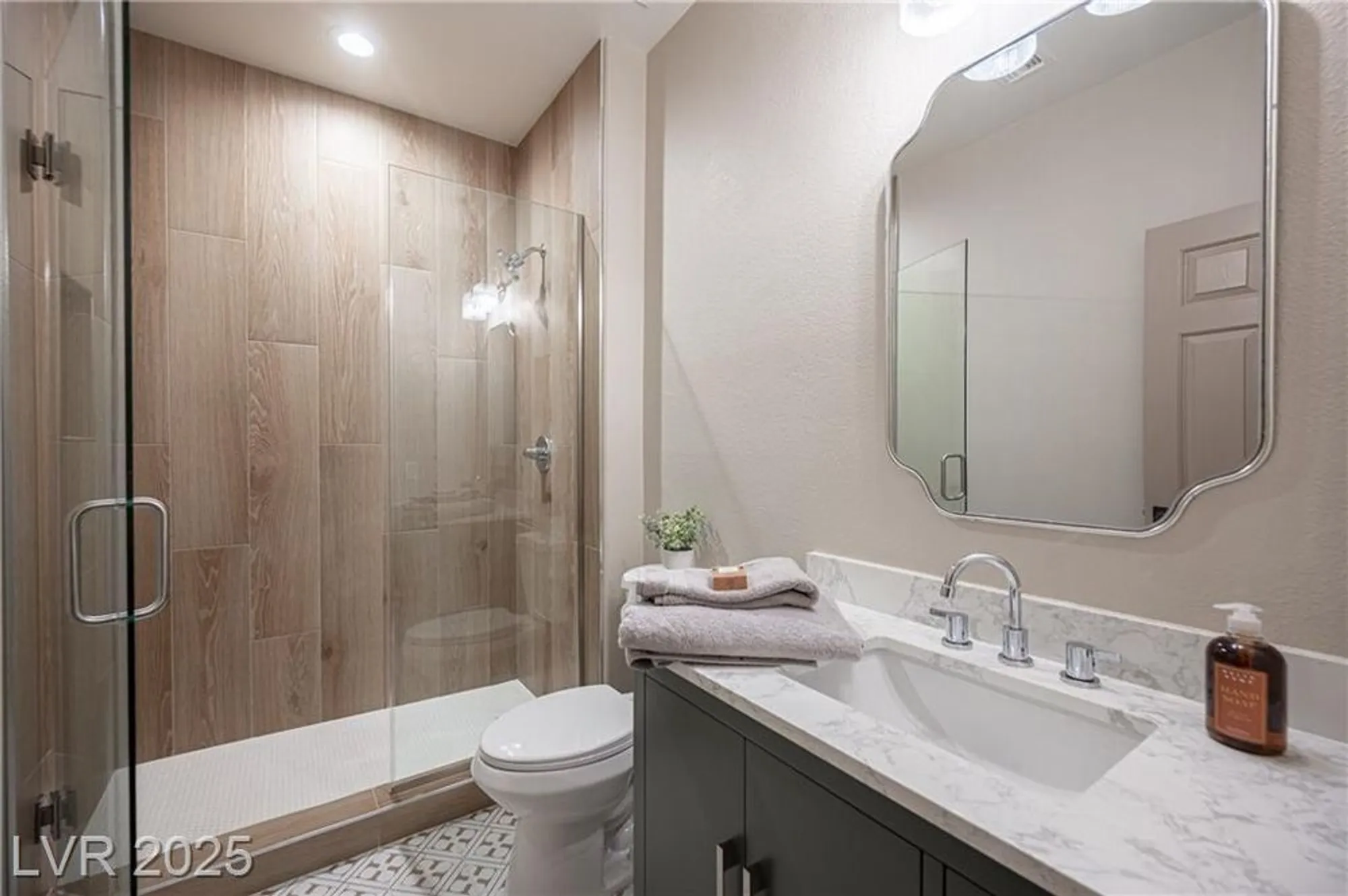 Property Slideshow image 16 of 27 | 1977 high mesa dr, Henderson, NV, 89012