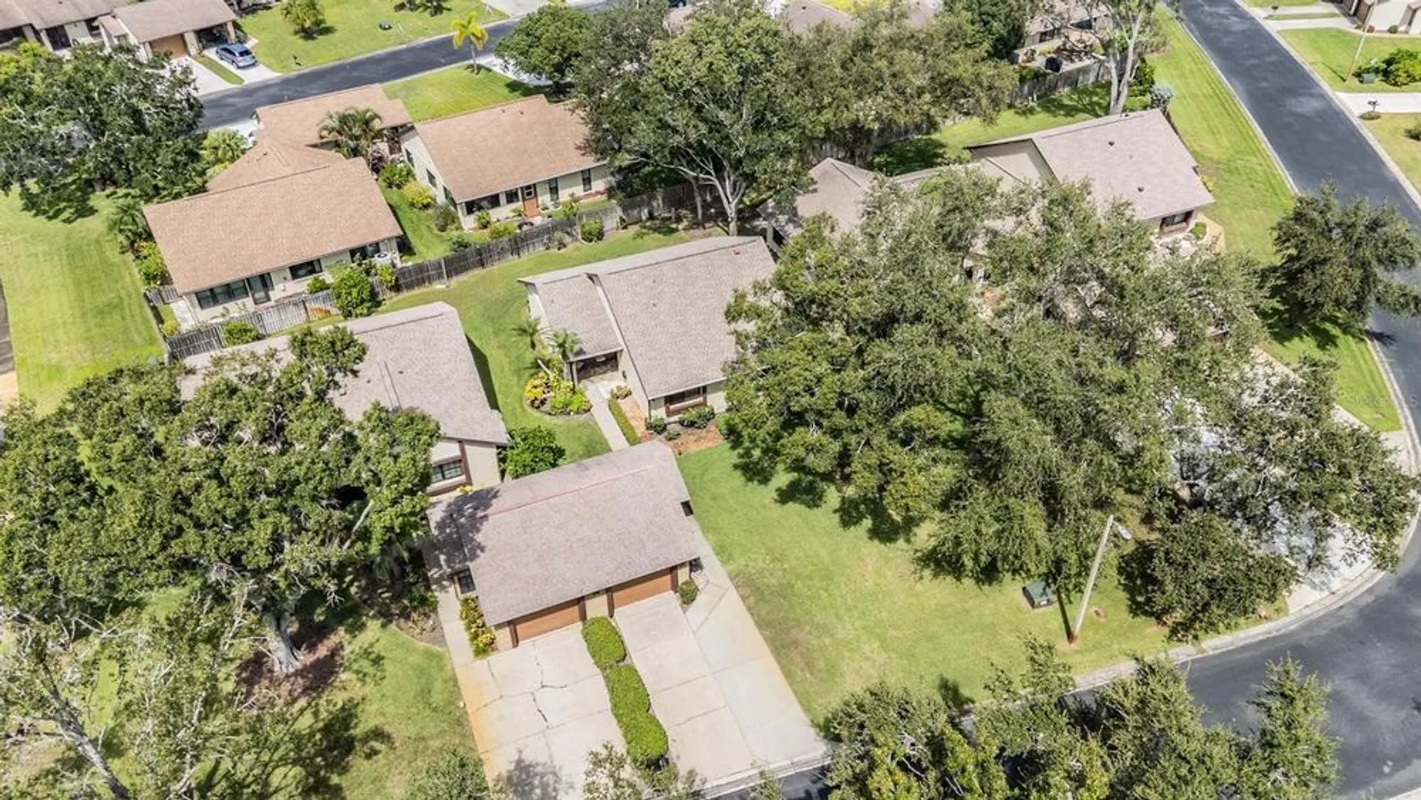 Property Slideshow image 33 of 38 | 2267 sequoia dr, Clearwater, FL, 33763