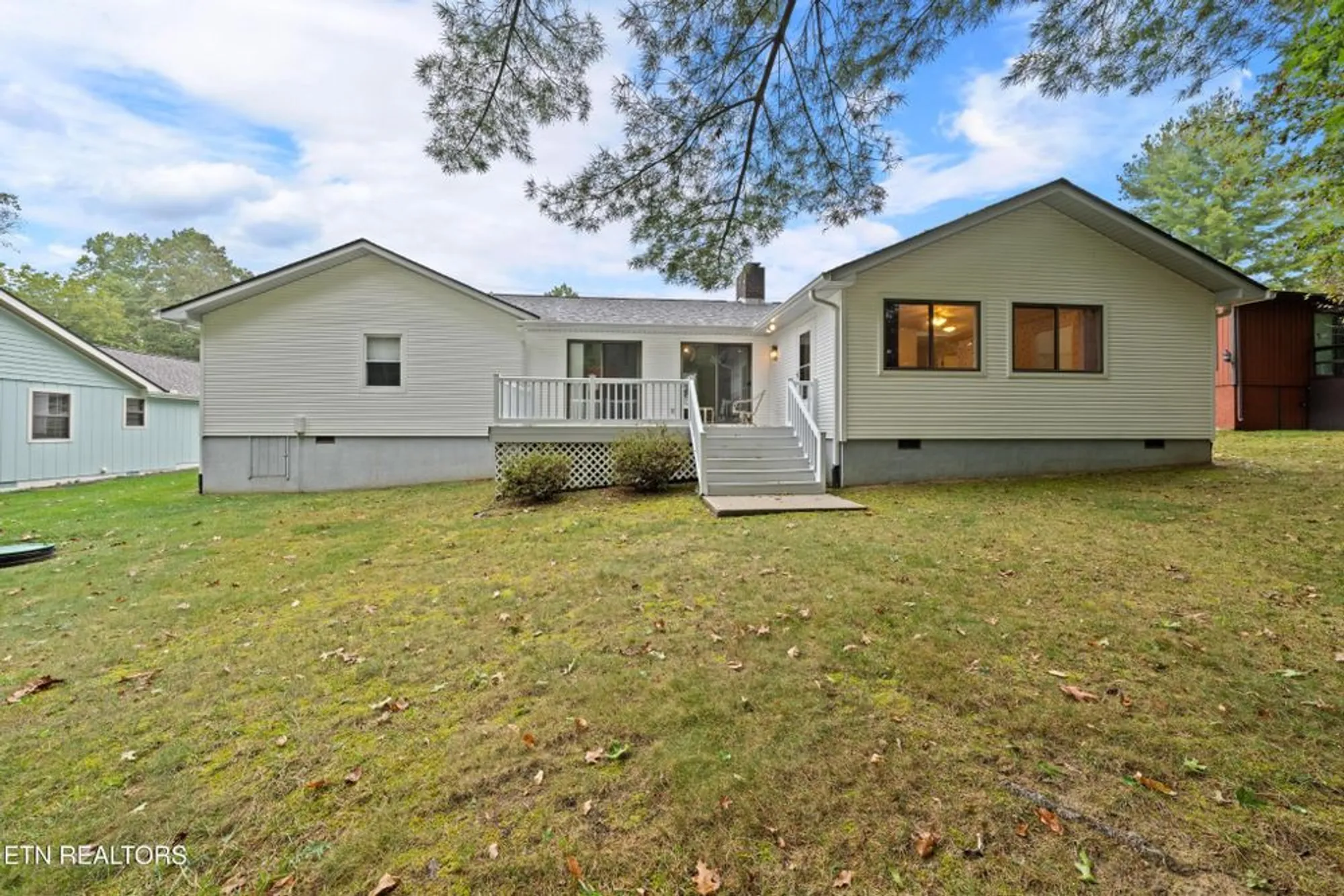 Property Slideshow image 26 of 29 | 238 lakeview dr, Crossville, TN, 38558