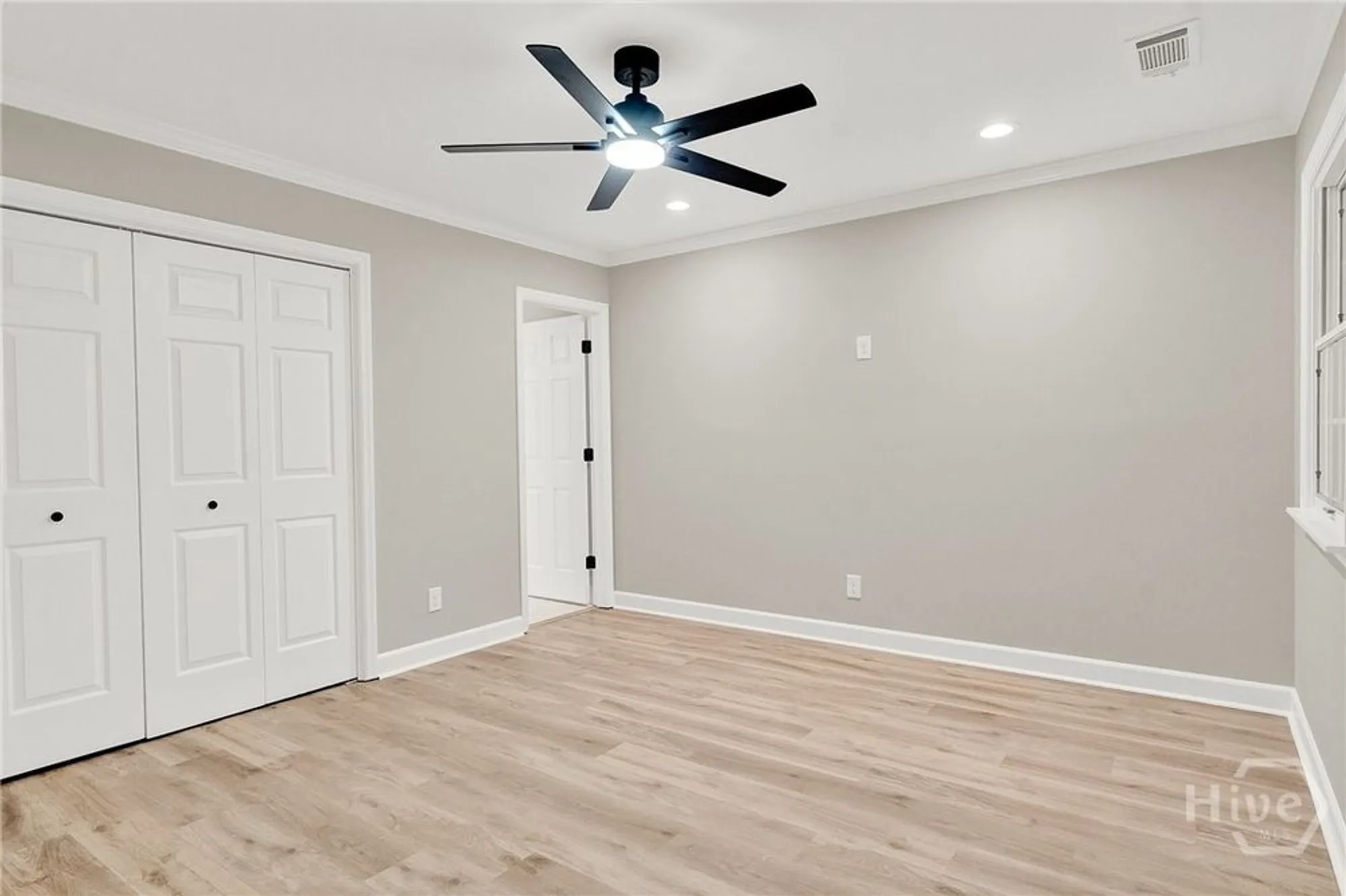 Property Slideshow image 26 of 54 | 5 fletcher ln, Savannah, GA, 31411
