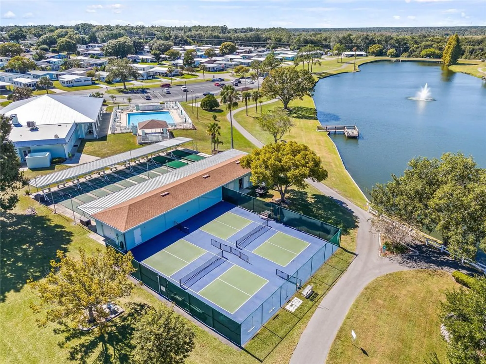 Property Slideshow image 31 of 34 | 1576 longbow dr, Lakeland, FL, 33810