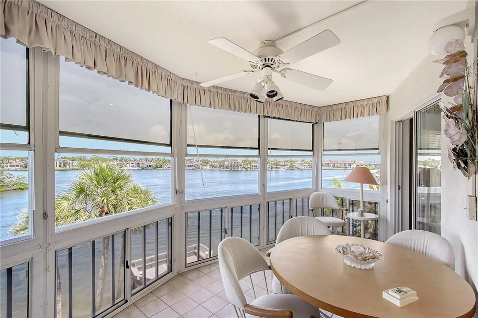 Property Slideshow image 2 of 37 | 1350 n portofino dr apt 402, Sarasota, FL, 34242
