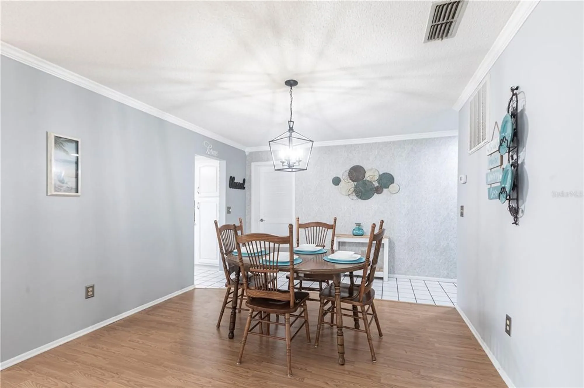 Property Slideshow image 11 of 40 | 6070 80th st n unit 215, St Petersburg, FL, 33709