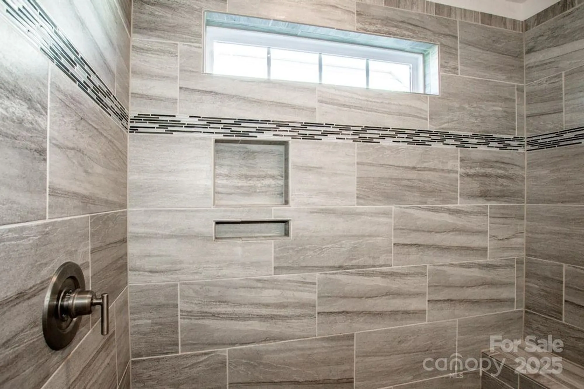 Property Slideshow image 19 of 30 | 129 candlelight way, Mooresville, NC, 28115