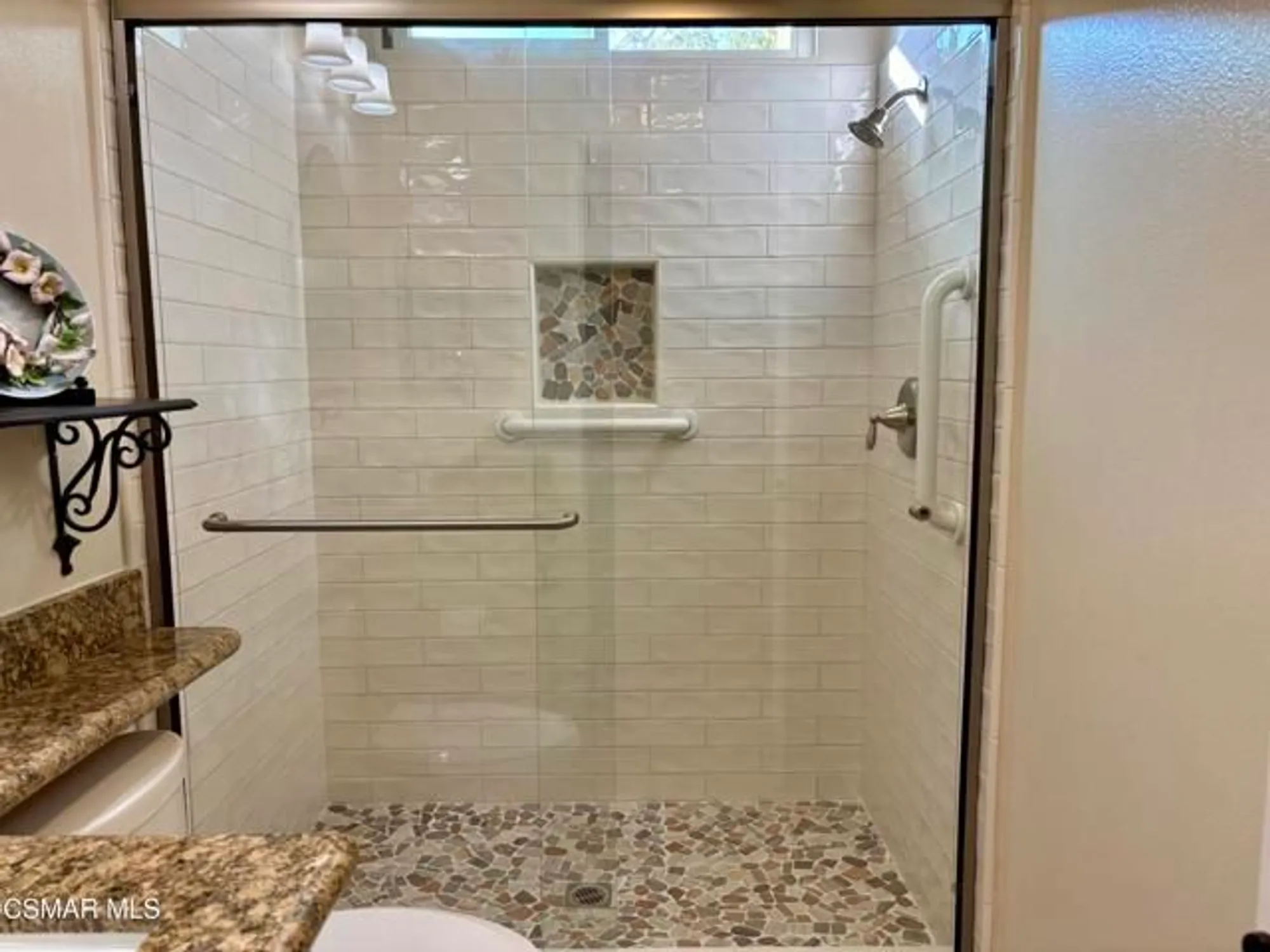 Property Slideshow image 6 of 19 | 44172 village 44, Camarillo, CA, 93012