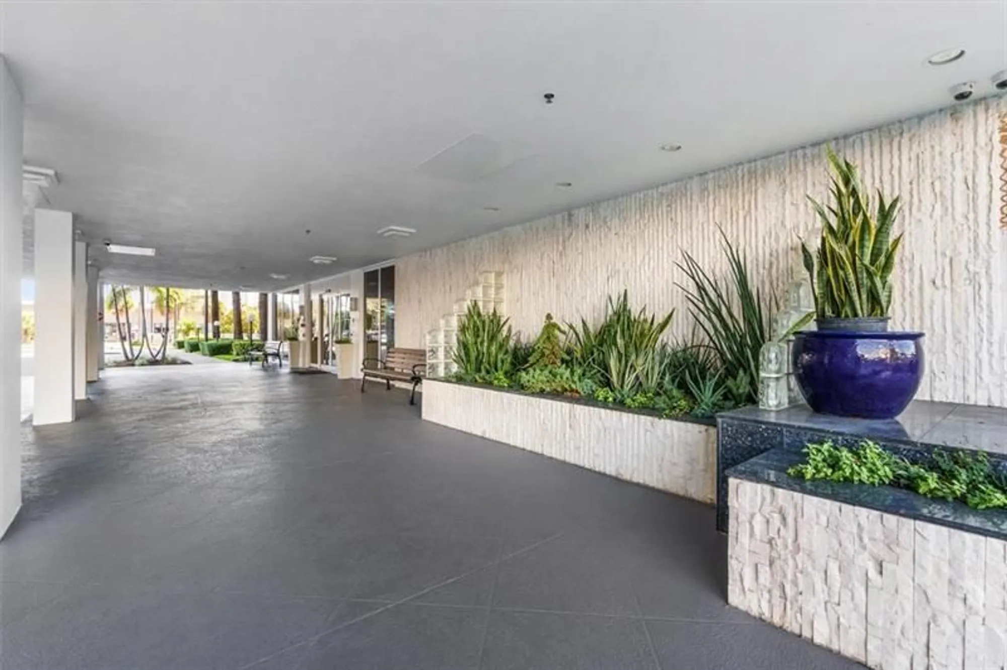 Property Slideshow image 20 of 28 | 3333 ne 34th st 1714, Fort Lauderdale, FL, 33308