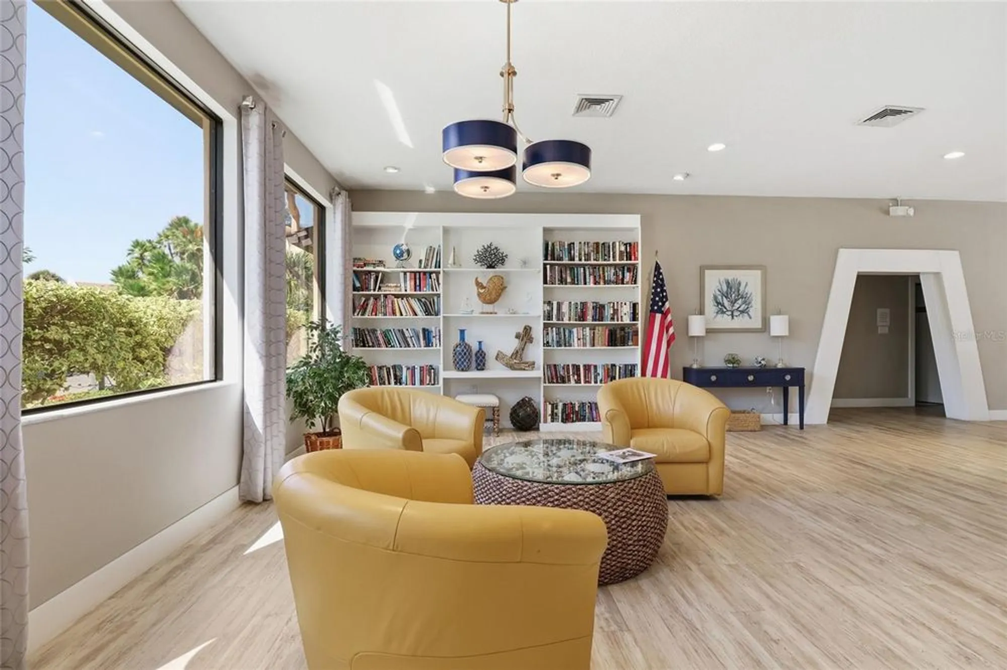 Property Slideshow image 31 of 39 | 2447 clubhouse cir 203, Sarasota, FL, 34232