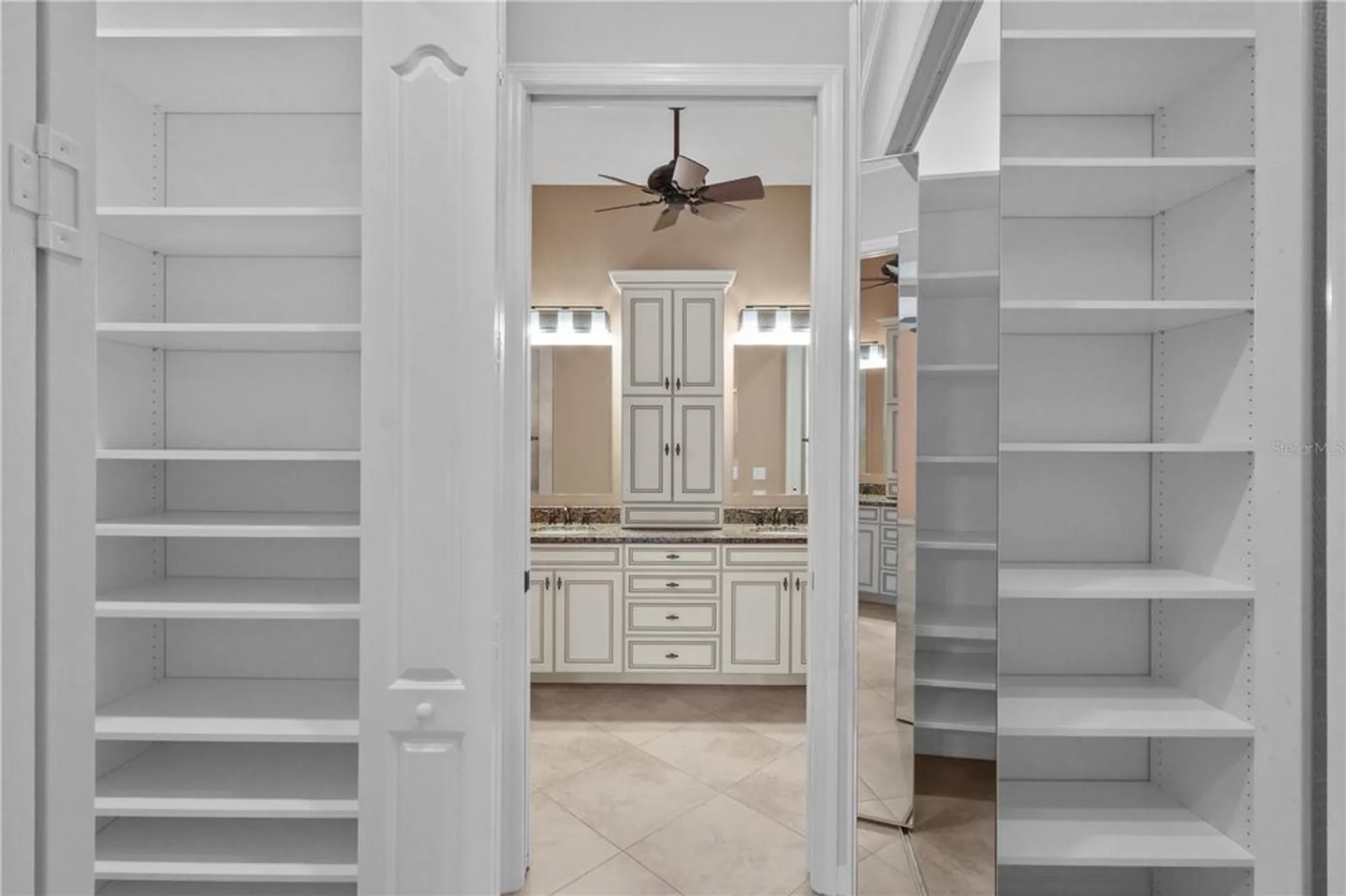 Property Slideshow image 18 of 57 | 1833 lancashire dr, Venice, FL, 34293