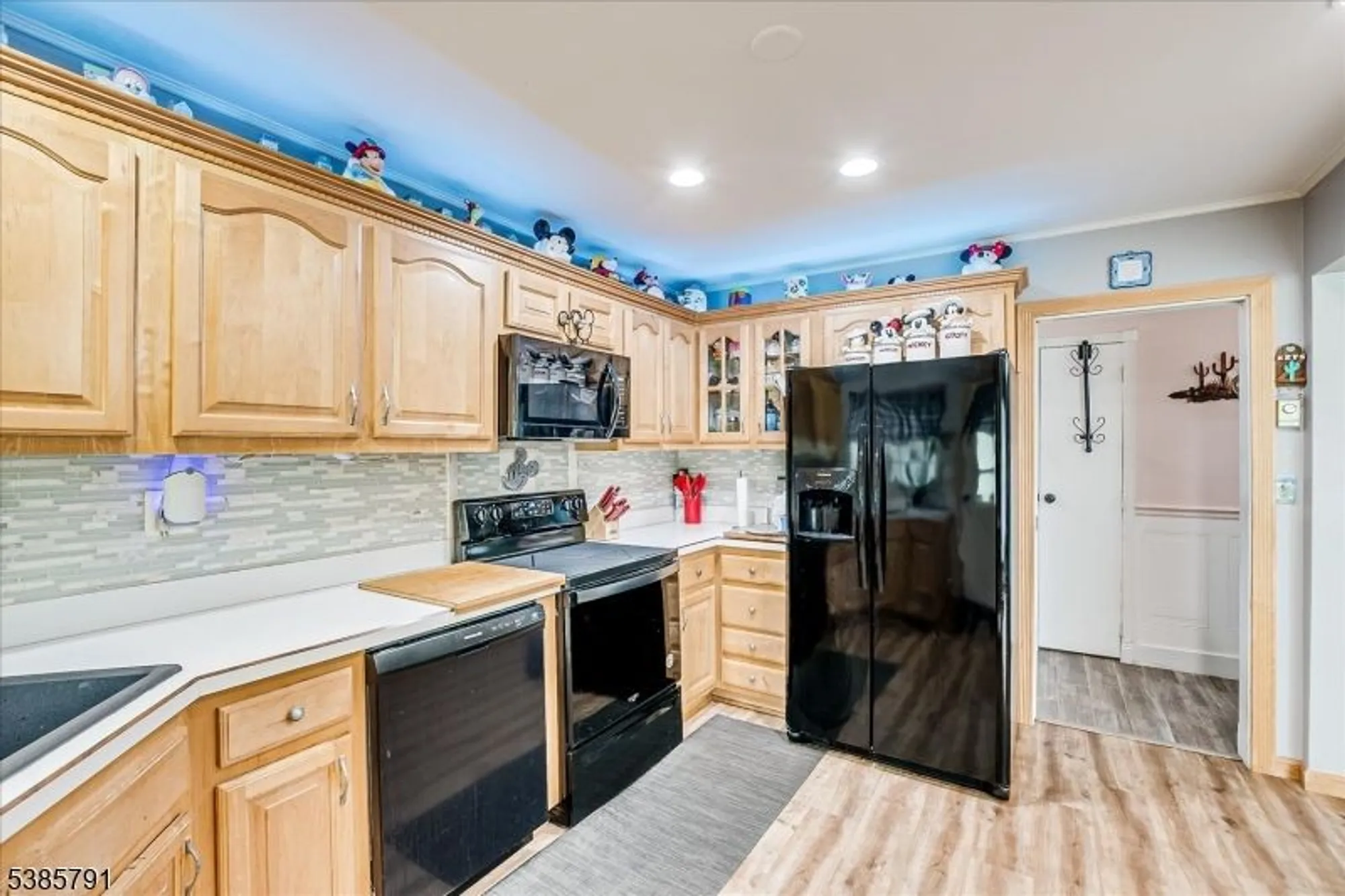 Property Slideshow image 10 of 34 | 1052 shetland dr, Lakewood Twp., NJ, 08701