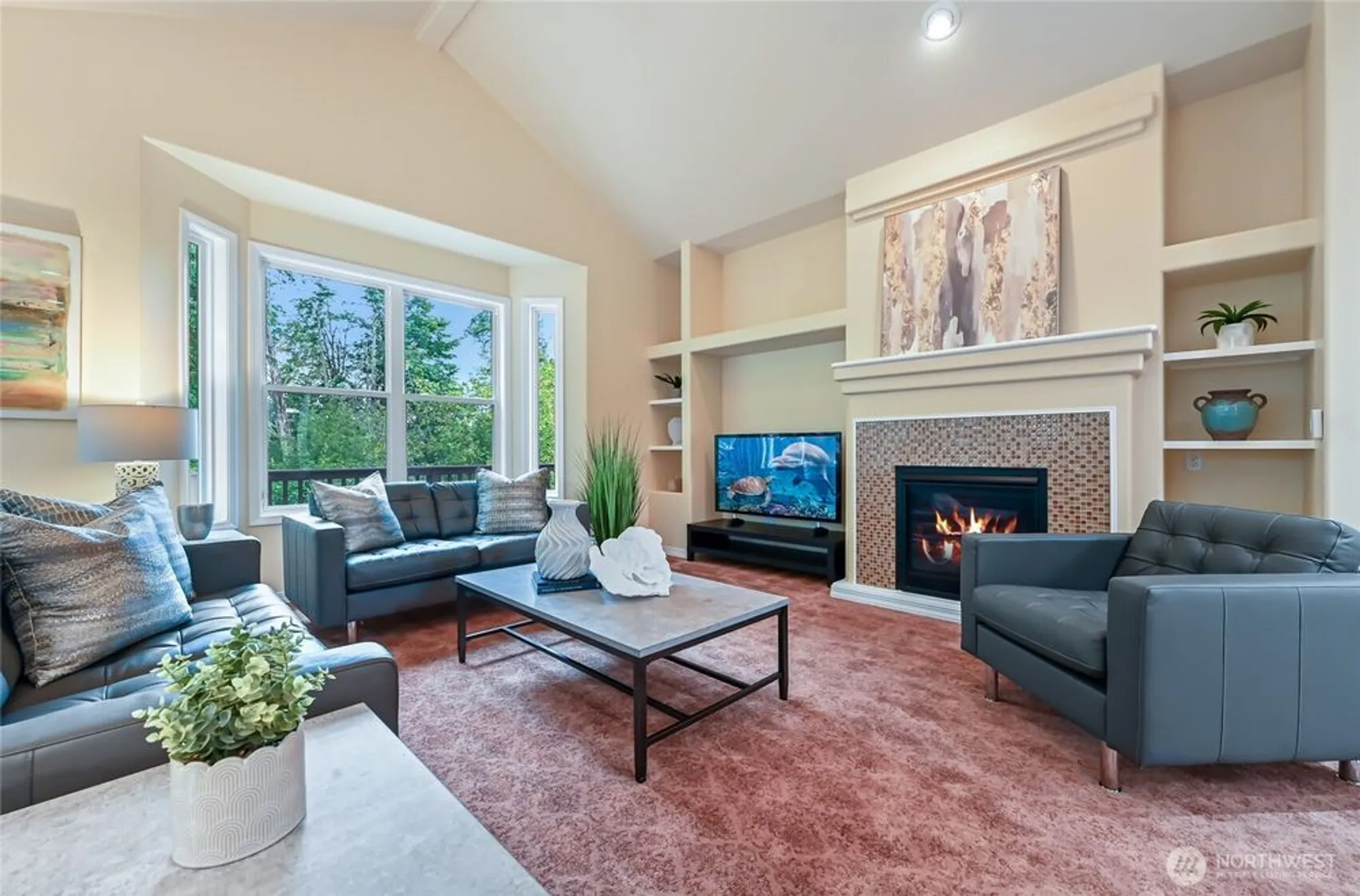 Property Slideshow image 8 of 36 | 12441 adair creek way, Redmond, WA, 98053